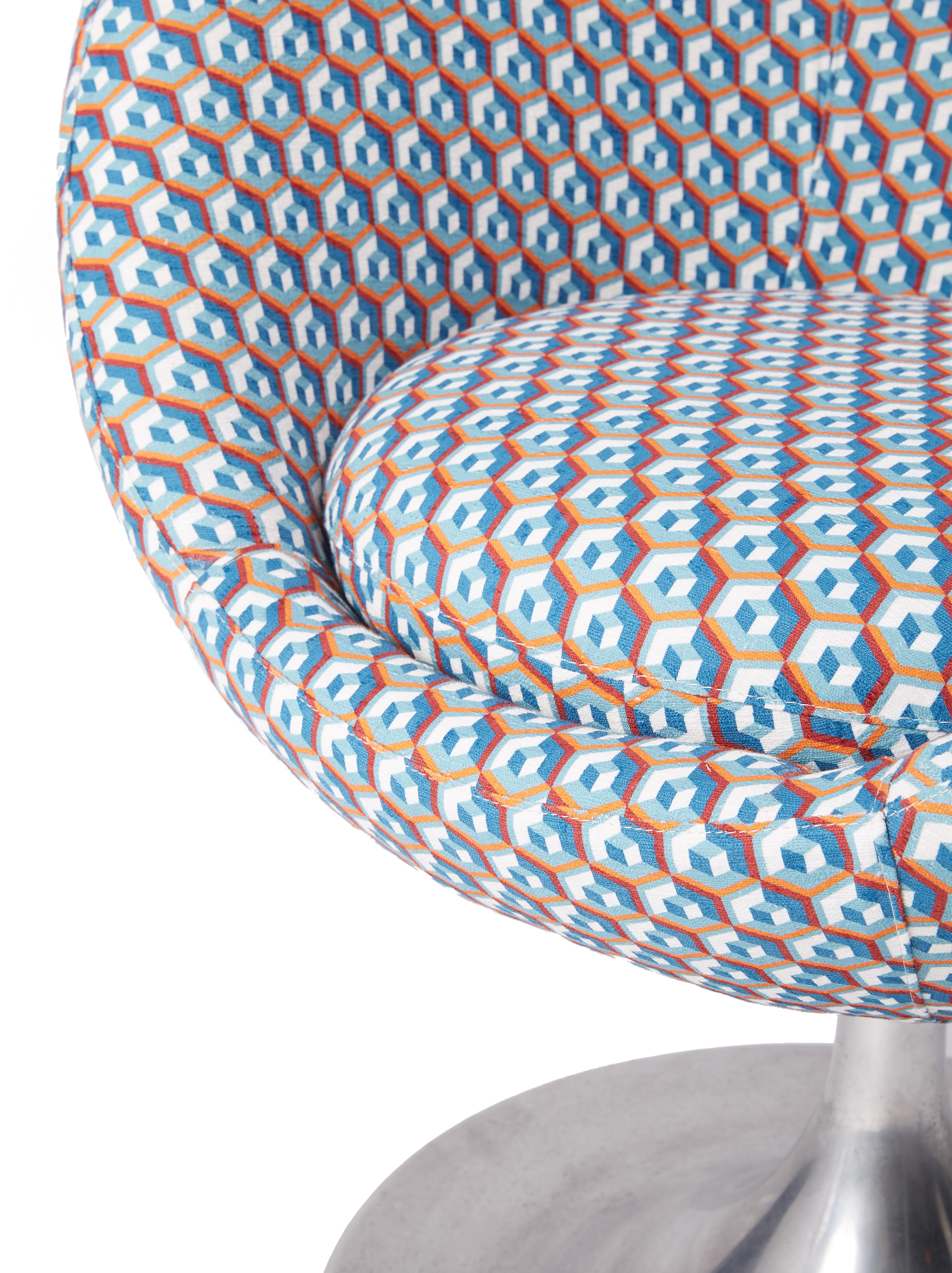 Vintage Round Armchair by La DoubleJ, Bold Geometric Cubi Print, 1970, Italy In Excellent Condition In Milano, Lombardia