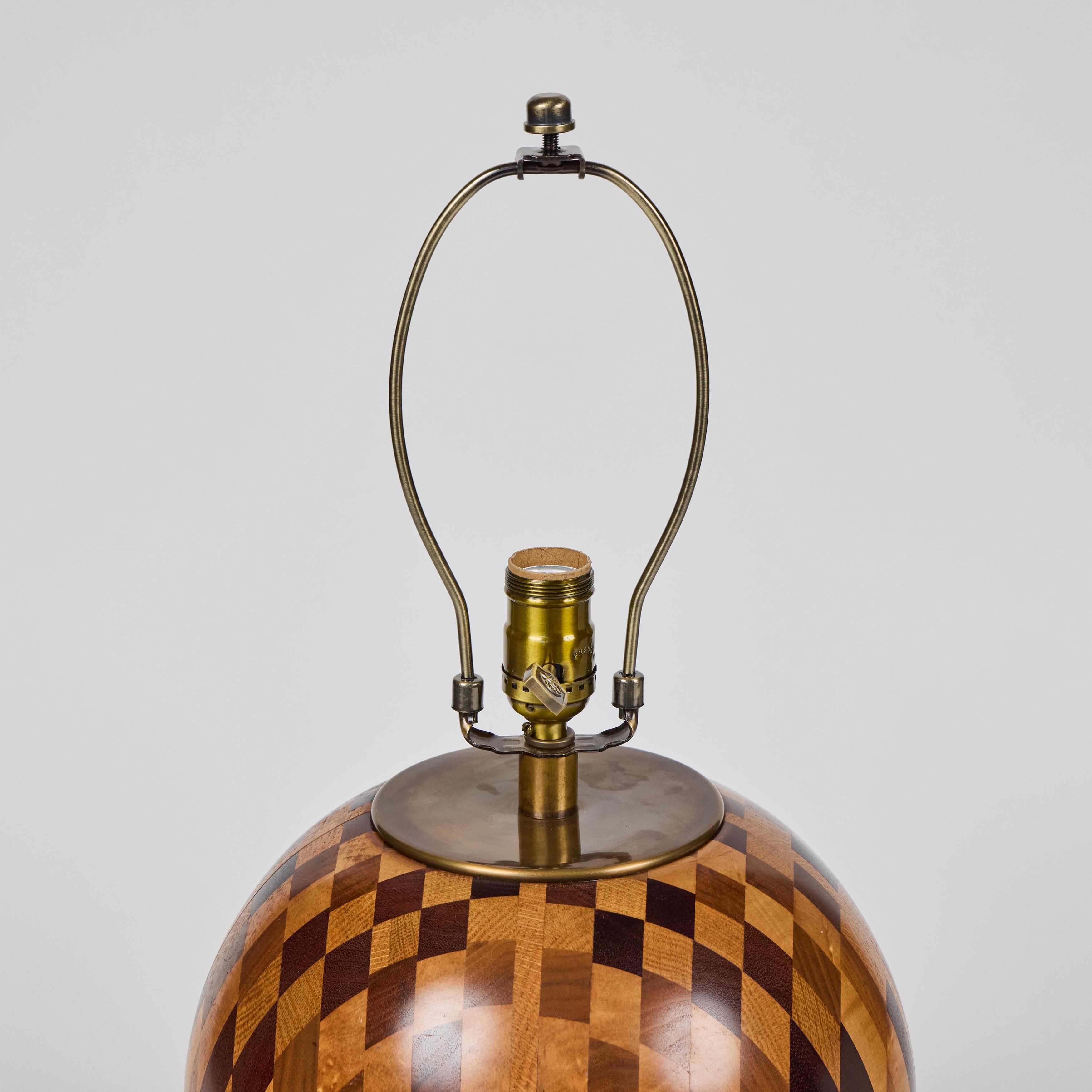 Vintage Round Ball Marquetry Wood Table Lamp For Sale 4