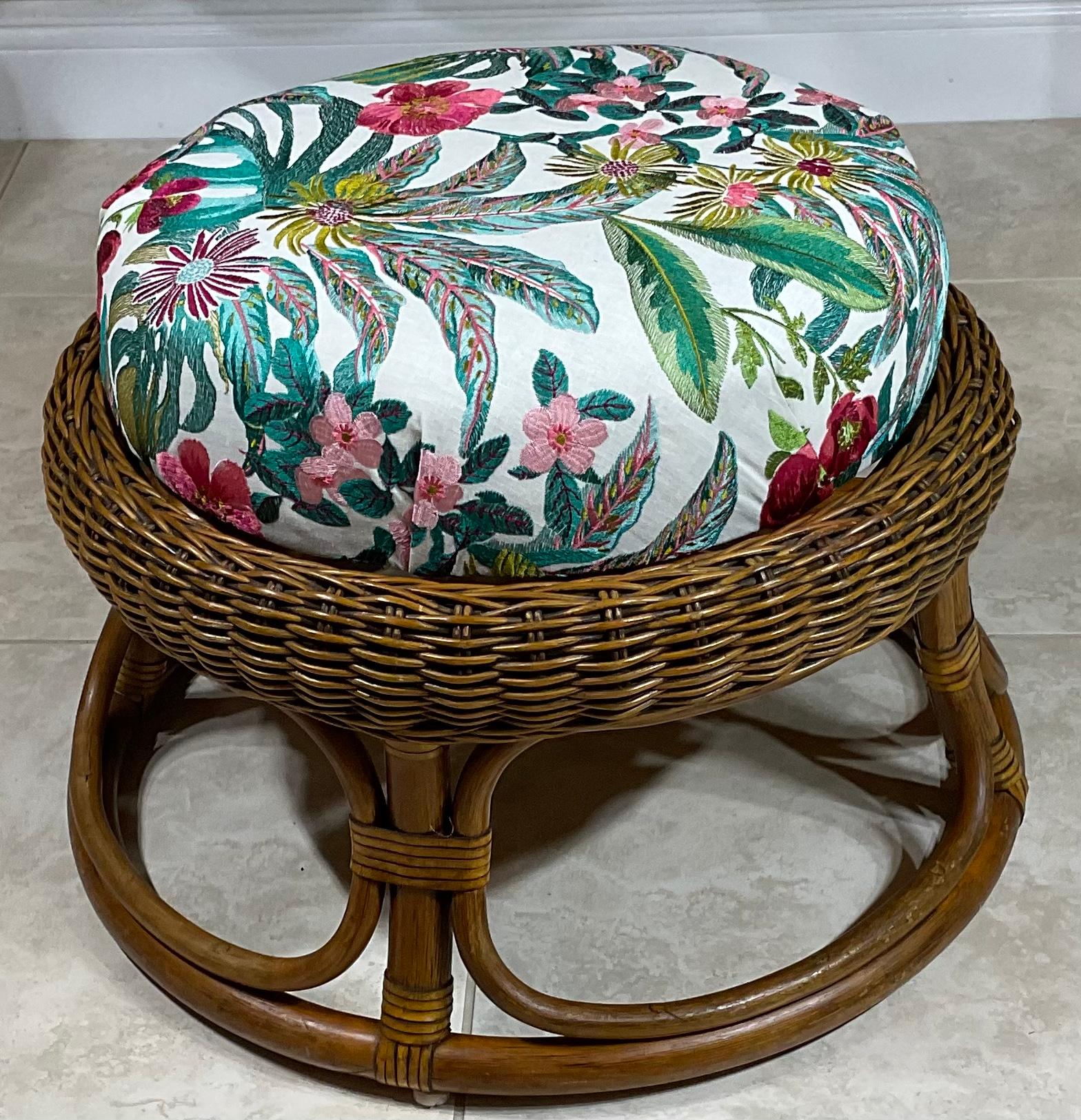 Vintage Round Bamboo Tropical Style Stool 3