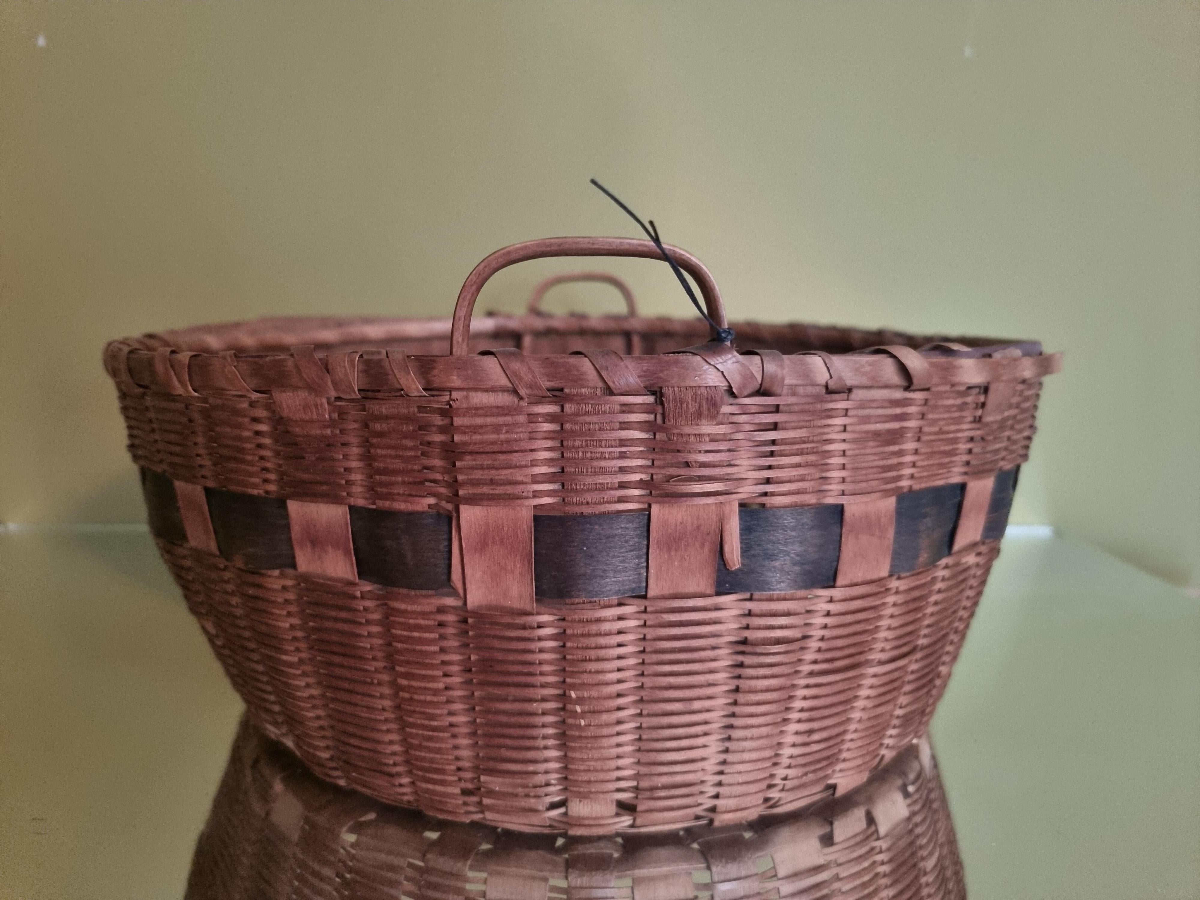 American Vintage Round Basket with Two Handles, USA, 20th Century For Sale