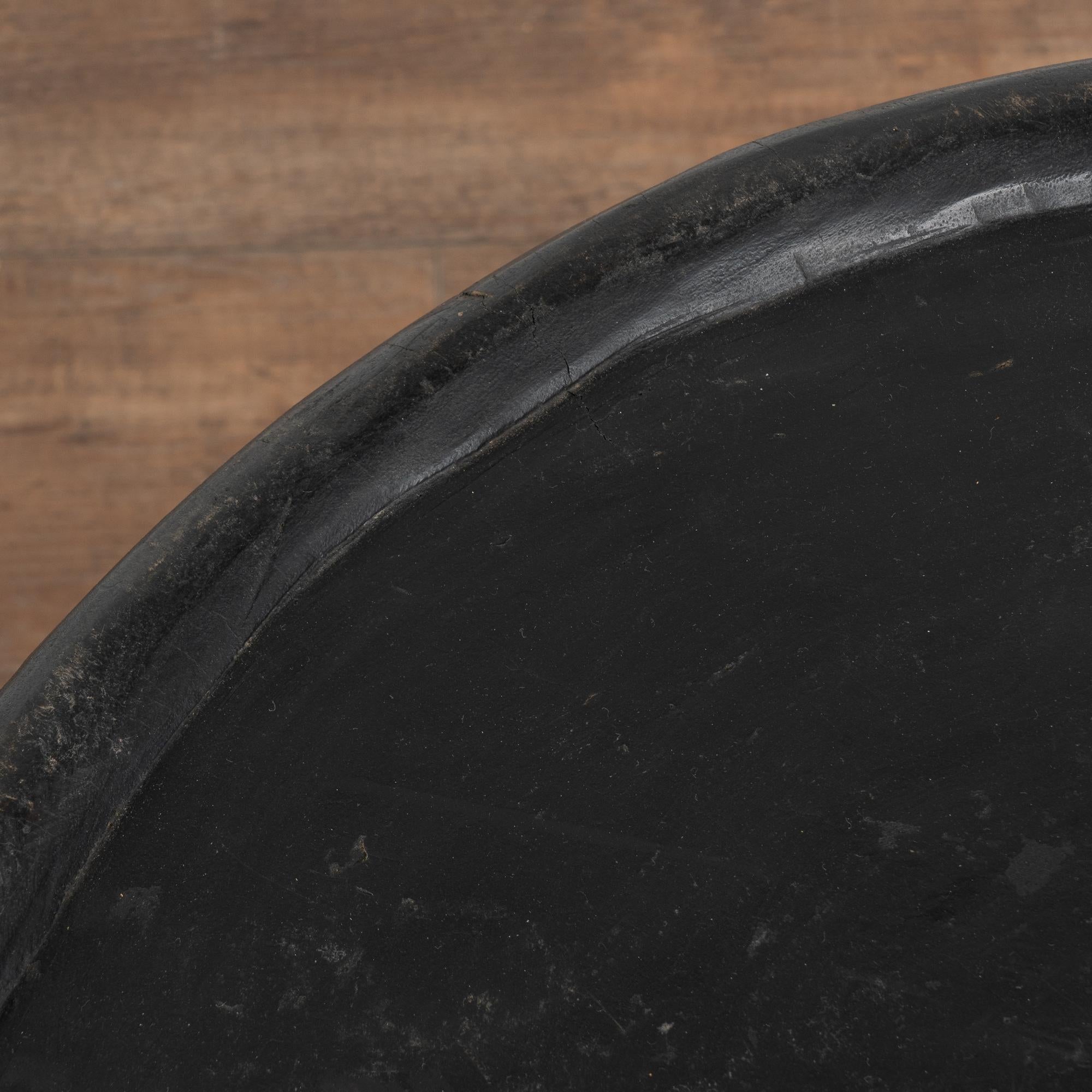 20th Century Vintage Round Black Coffee Table from Cameroon, Africa