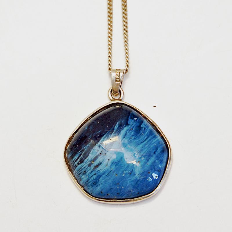 vintage blue stone necklace