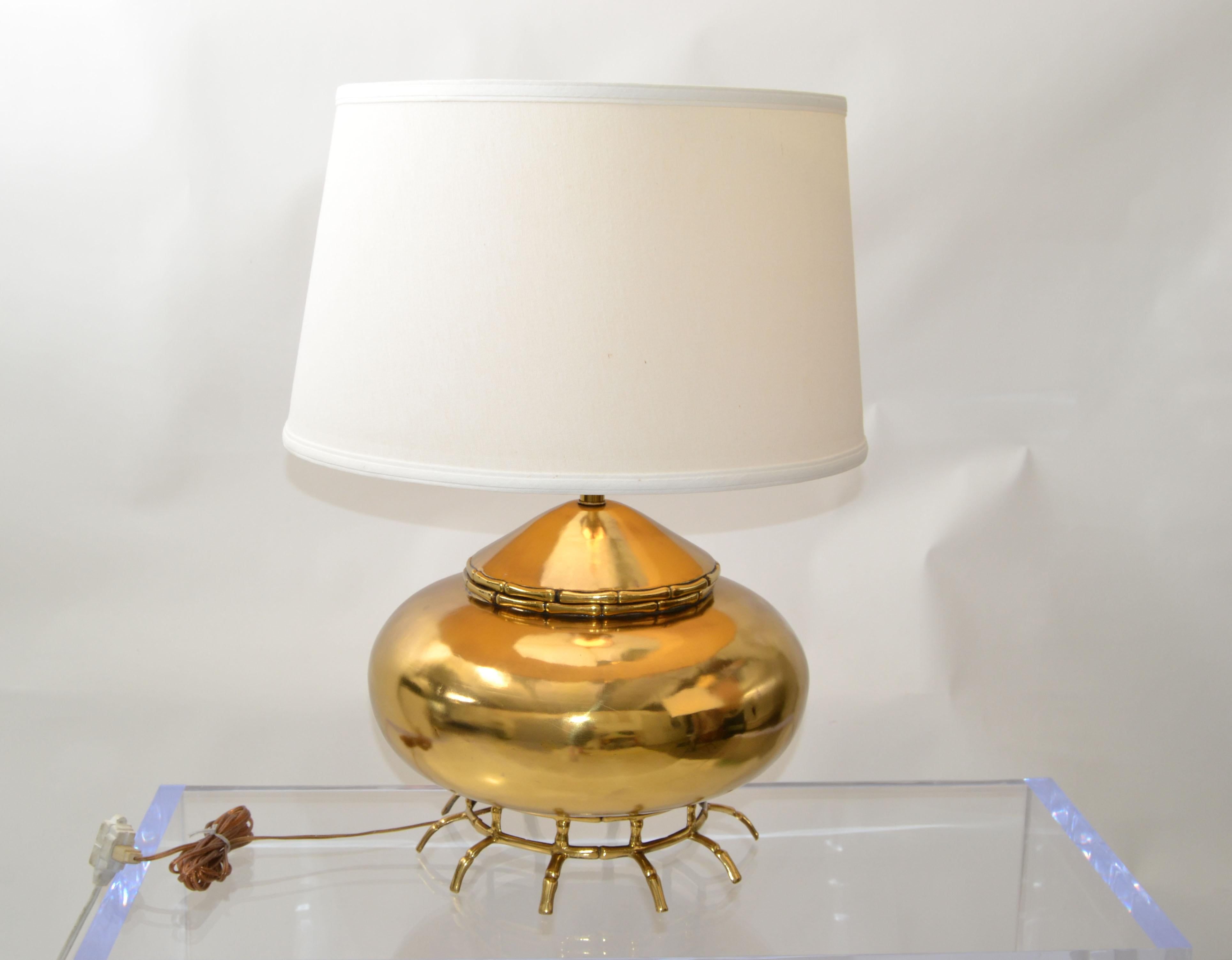 Late 20th Century Vintage Round Brass Table Lamp Spider Legs Mid-Century Modern, 1970 For Sale