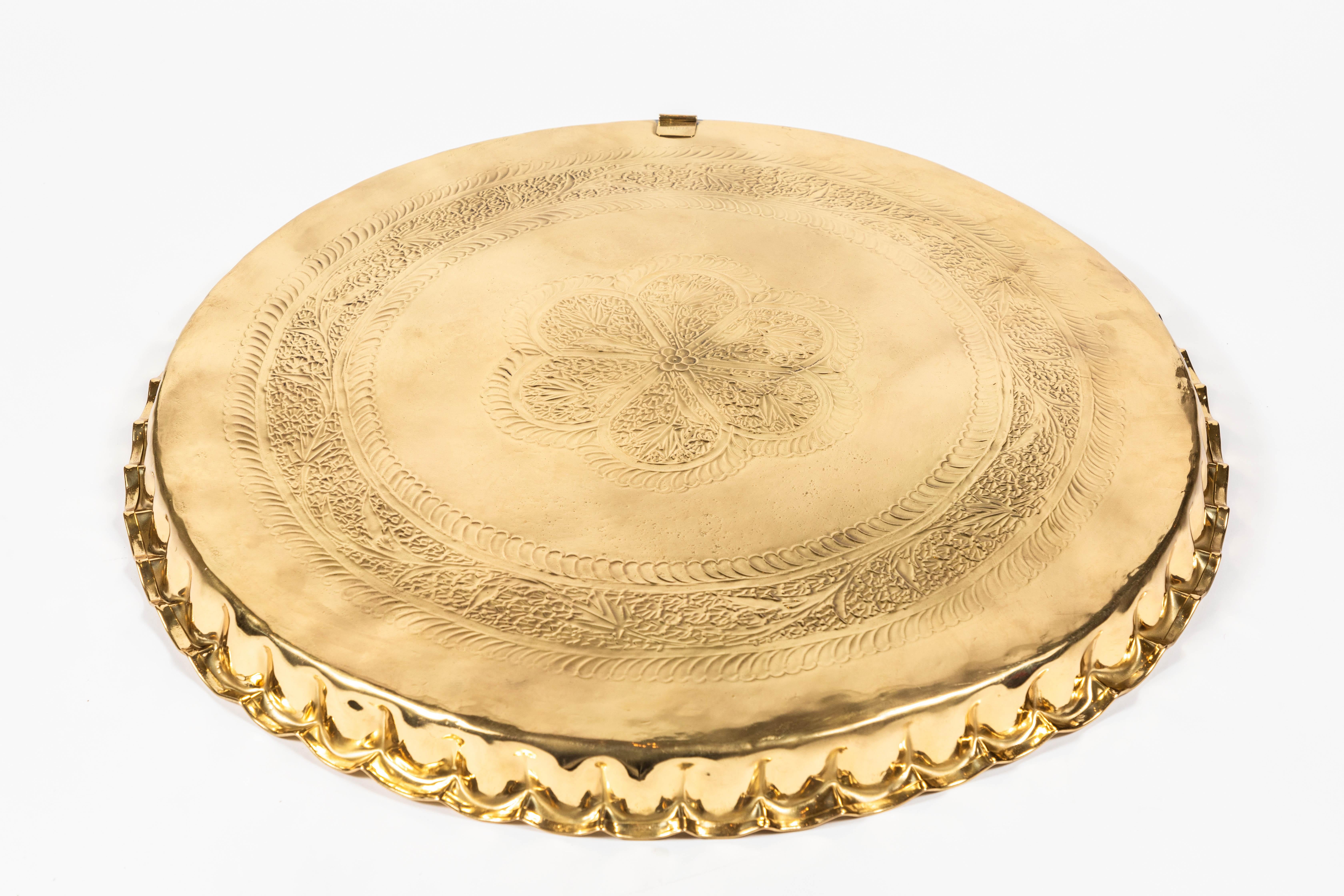 Vintage Round Brass Tray with Fluted Edges 1