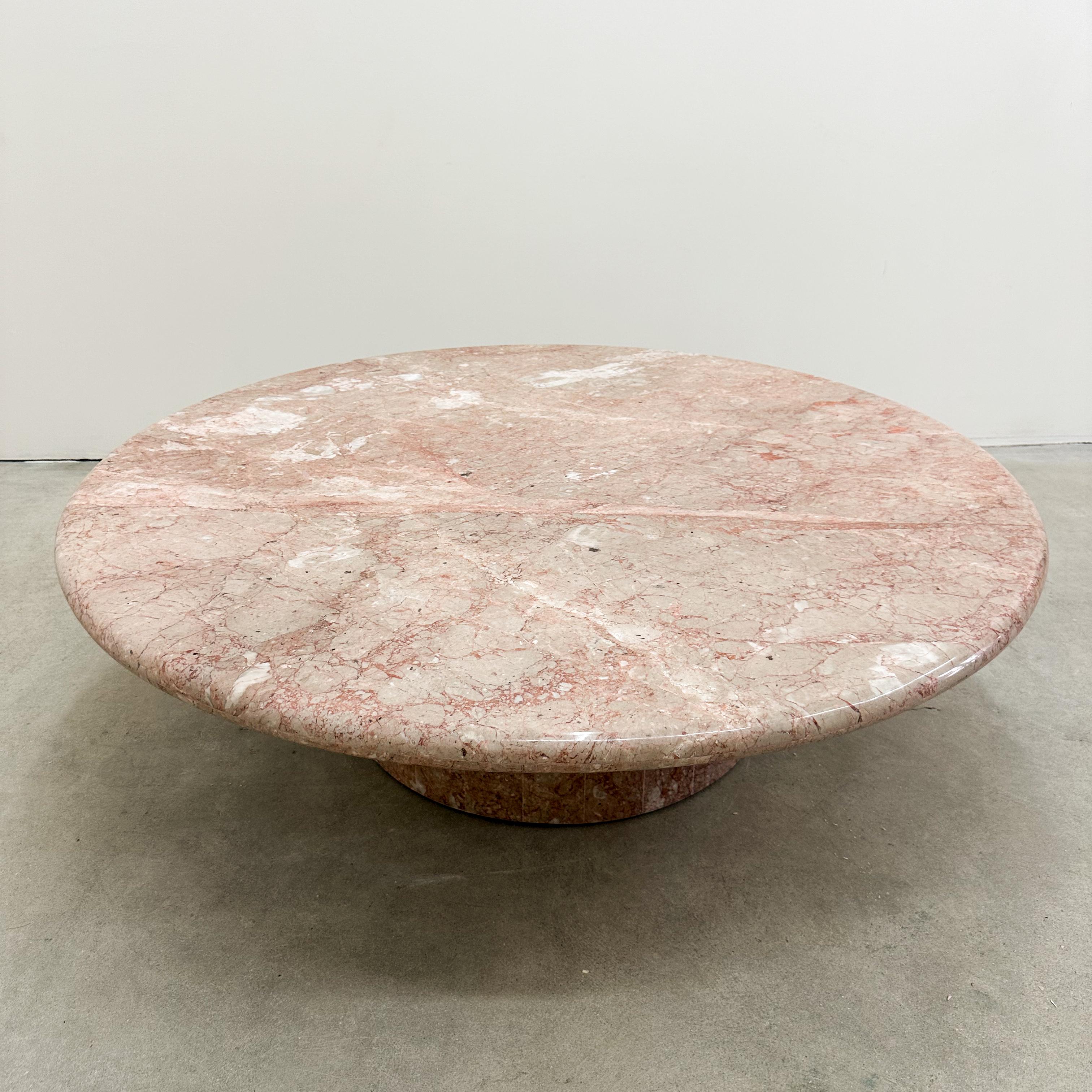 Vintage Round Breccia Pernice Marble Coffee Table Stone 70s 80s In Good Condition In Palm Desert, CA