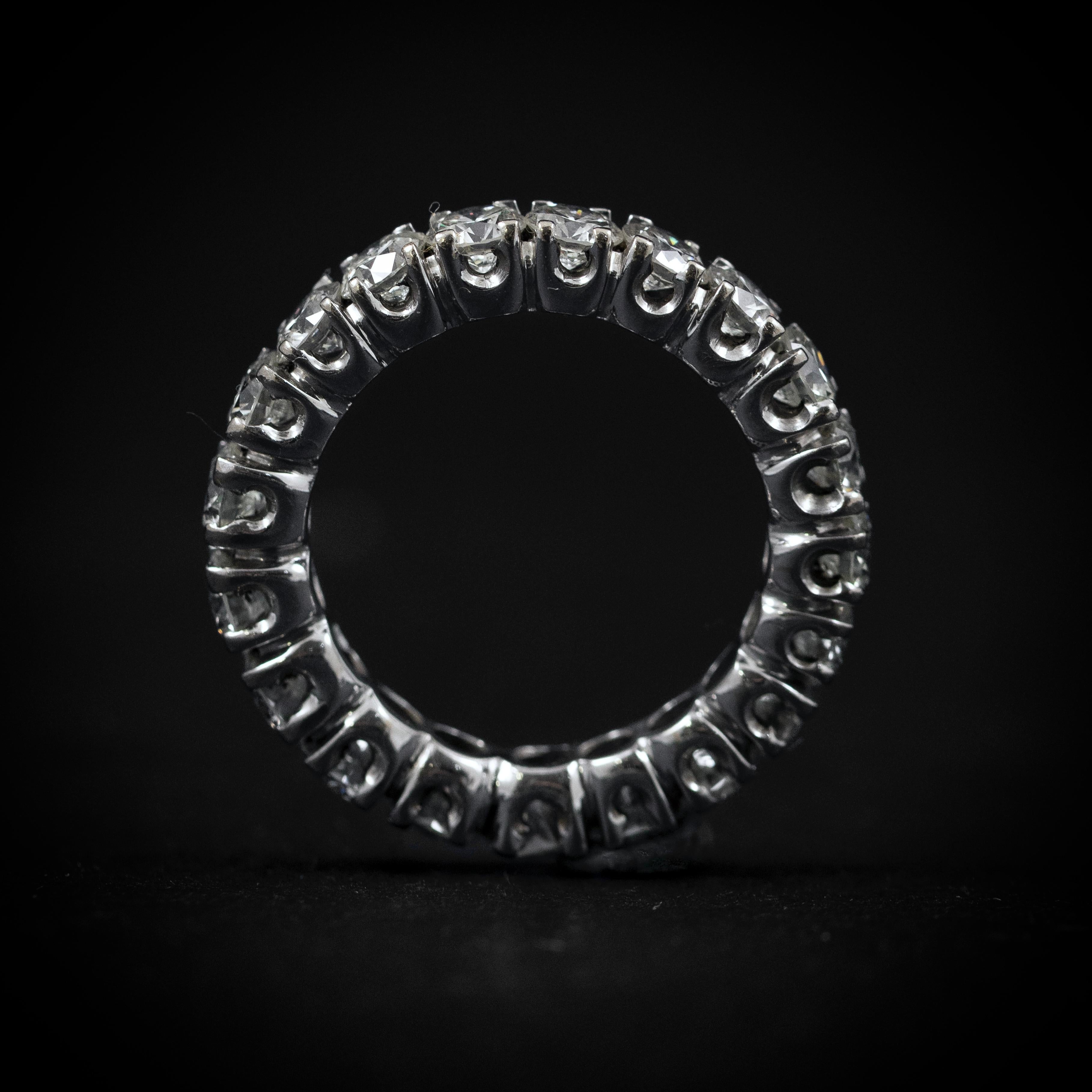 Women's or Men's Vintage Round Brilliant Cut Diamond Full Eternity Ring in 14K White Gold 1990s For Sale