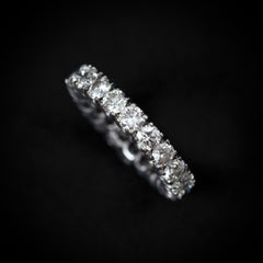 Anello a eternità completa con diamante rotondo taglio Brilliante vintage in oro bianco 14K anni '90