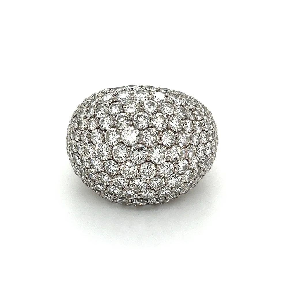 Vintage Round Brilliant Cut Pave Diamond Dome Statement Platinum Ring In Excellent Condition For Sale In Montreal, QC