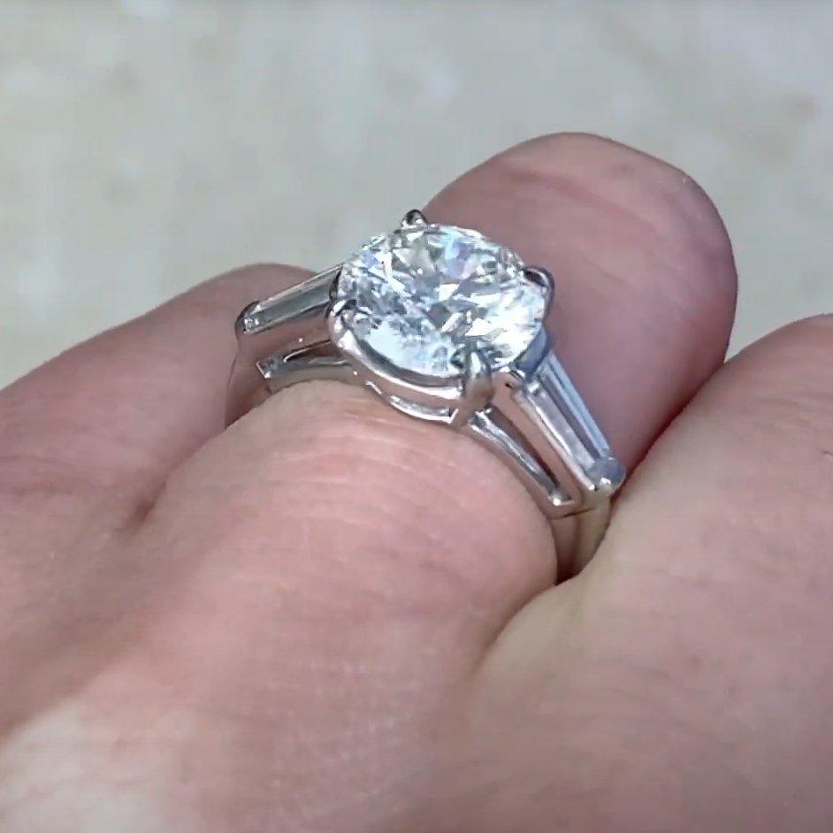 Anillo de compromiso de diamante brillante redondo vintage (GIA aprox. 3,00 quilates) en Excelente estado para la venta en New York, NY