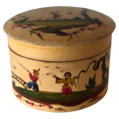 Vintage Round Chinoiserie Theme Papier-Mache Decorative Box