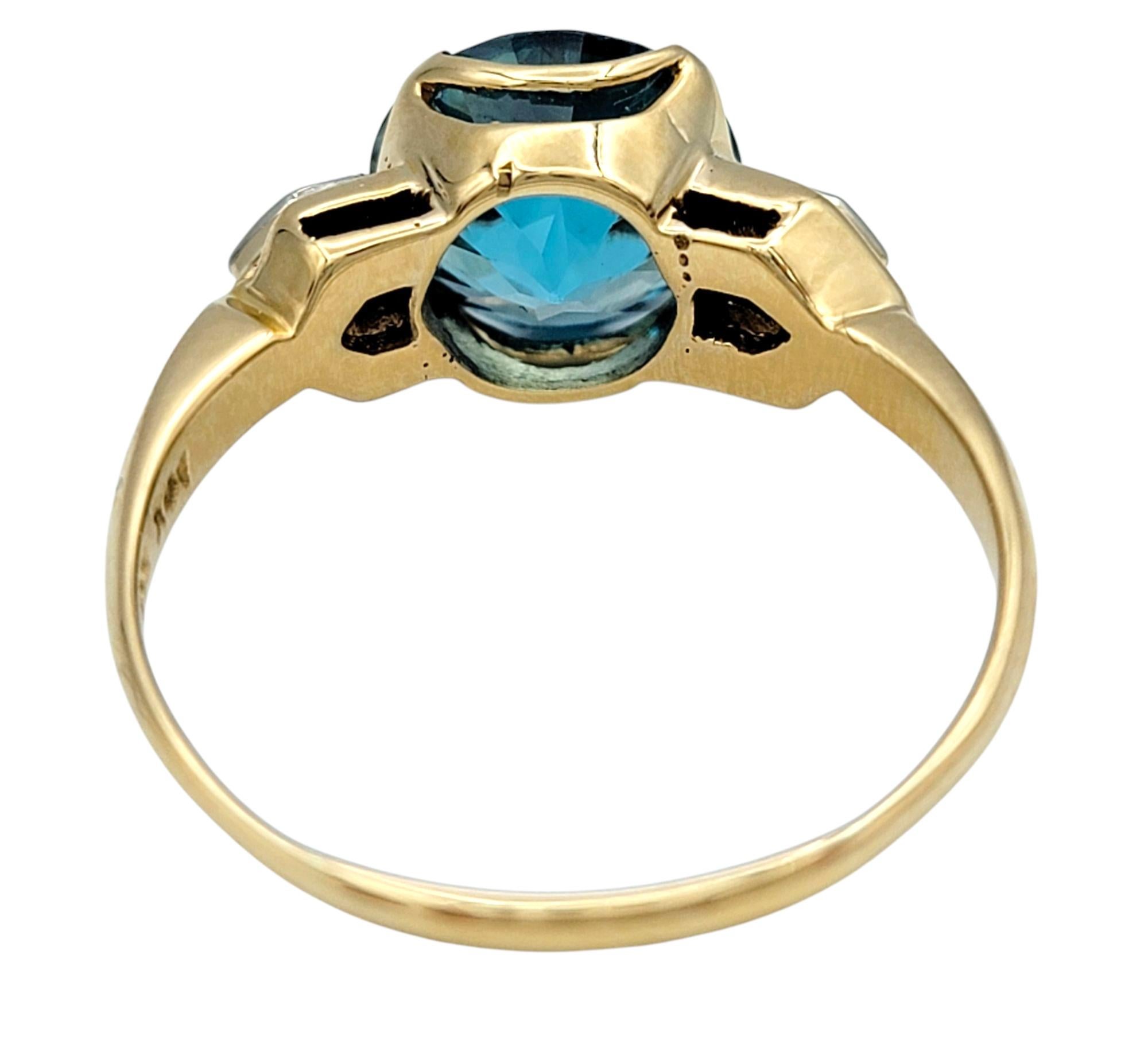 Vintage Round Cut Blue Zircon and Diamond Three-Stone Ring 14 Karat Yellow Gold For Sale 1