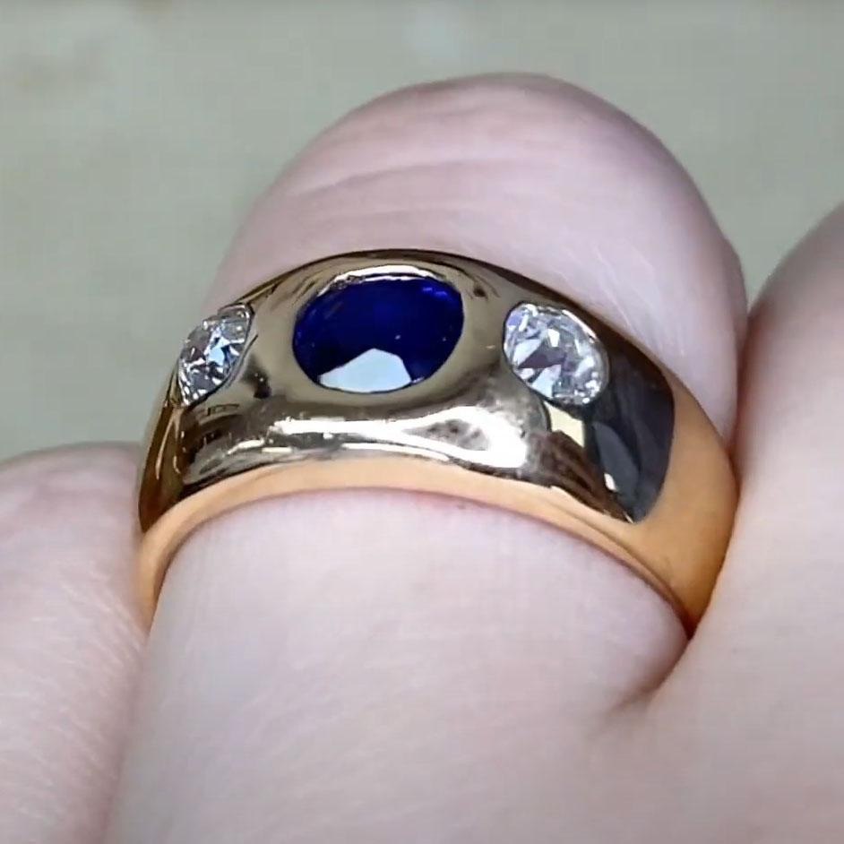 Anello vintage con zaffiro naturale taglio rotondo (circa 0,50 carati), oro giallo 18 carati In condizioni ottime in vendita a New York, NY