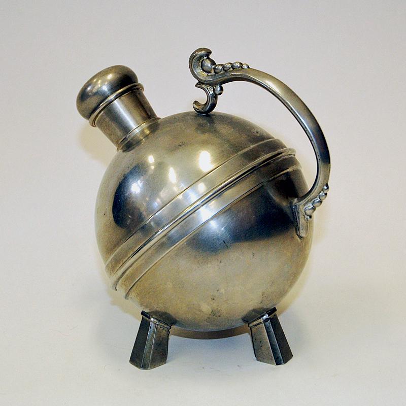 Mid-20th Century Vintage round decorative Art Deco pewter tea pot Norway 1930s