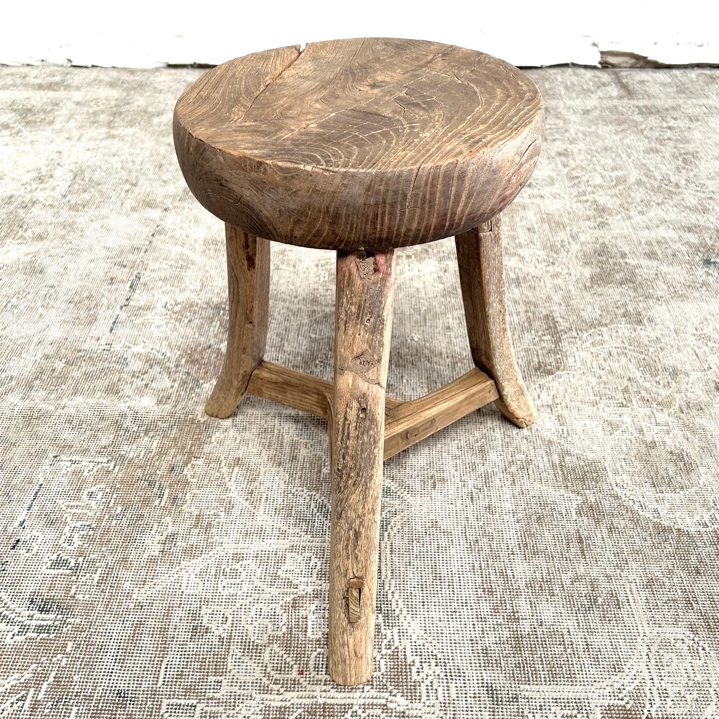 Vintage Round Elm Wood Stool In Good Condition For Sale In Brea, CA
