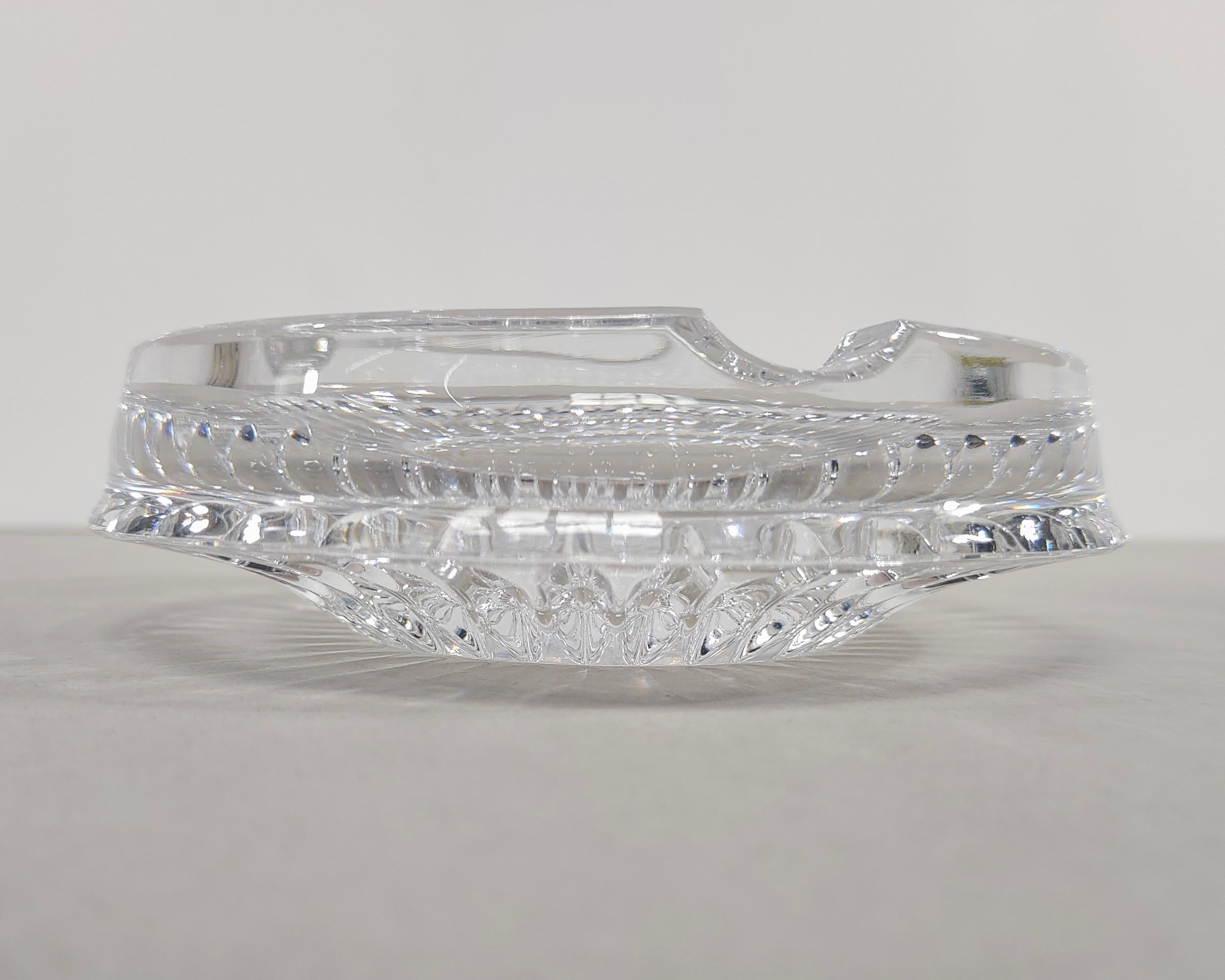 20th Century Vintage Round Faceted Crystal Glass Ashtray Catchall Dish 60s For Sale