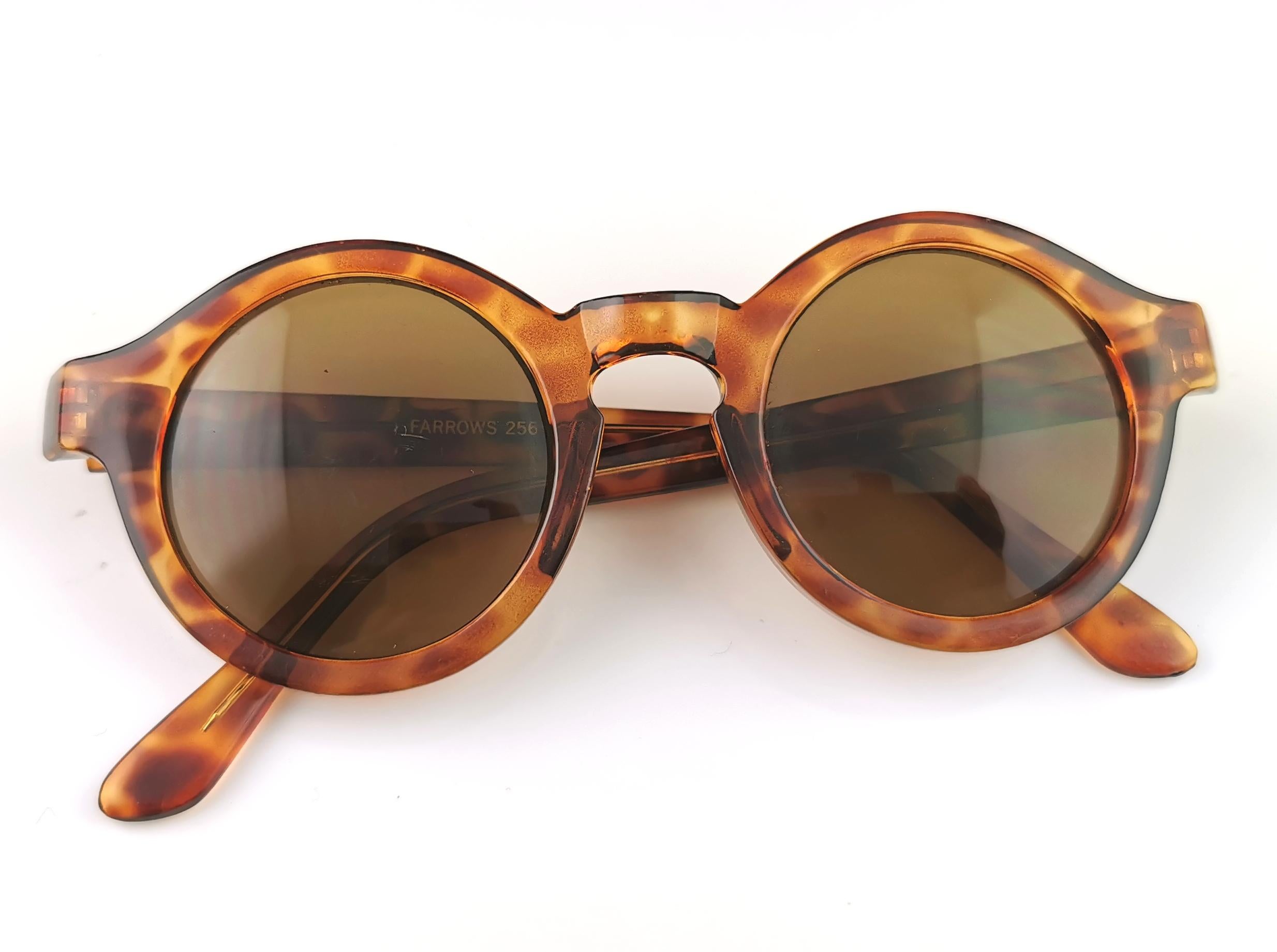 Vintage Round frame Faux tortoiseshell sunglasses, Linda Farrow  For Sale 5