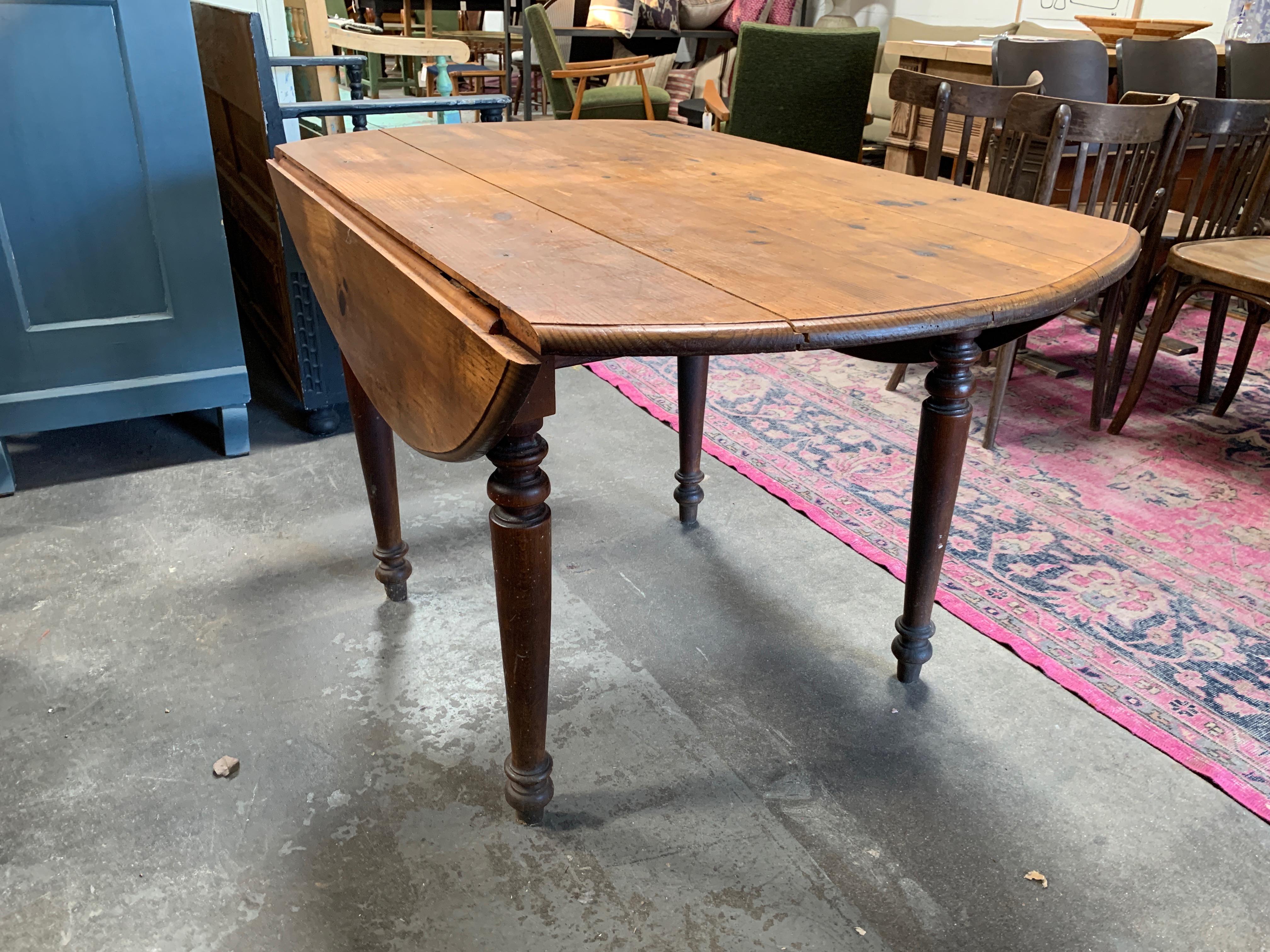 Louis Philippe Vintage Round French Dining Table