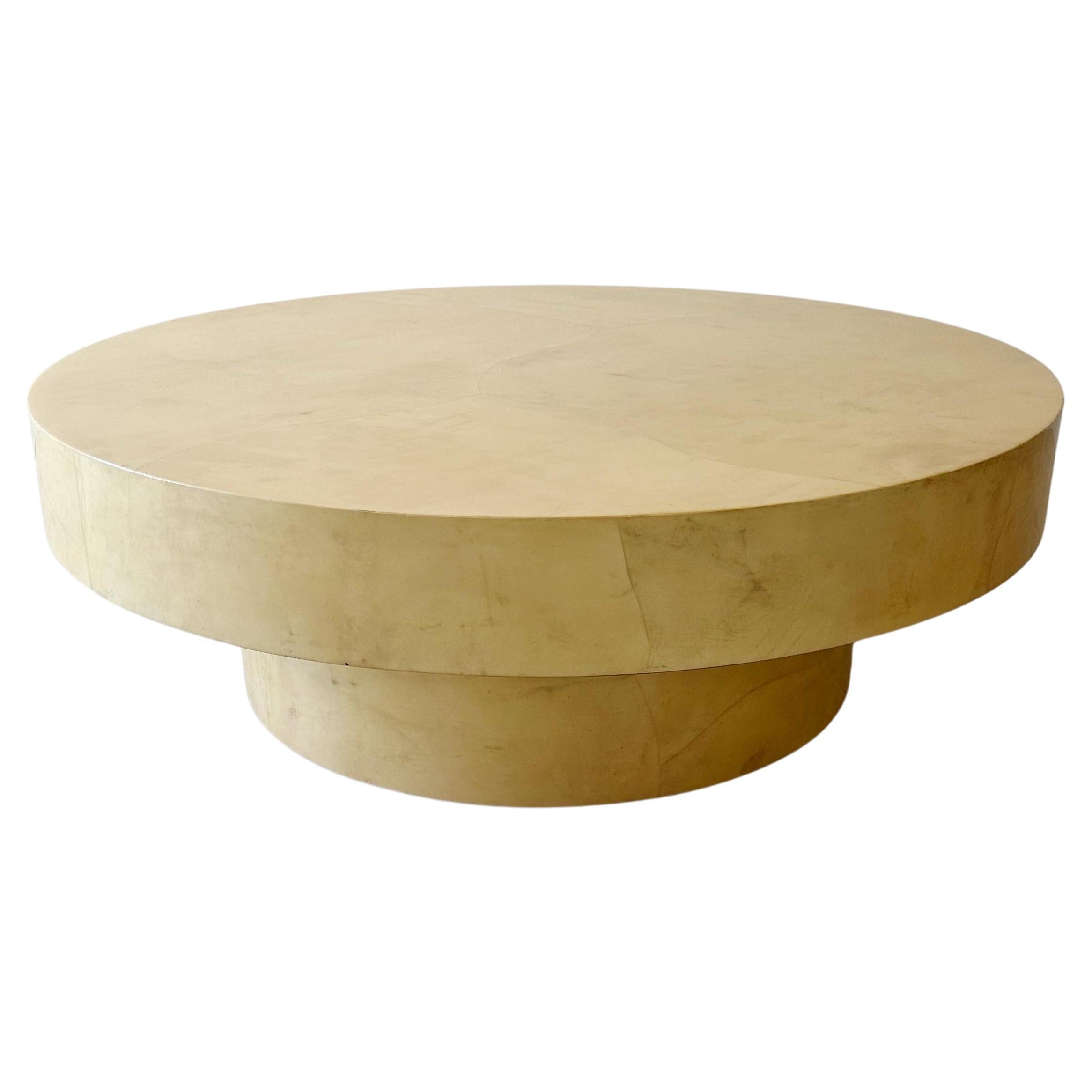 Runder Vintage-Couchtisch aus Ziegenleder, 1980er-Jahre im Angebot