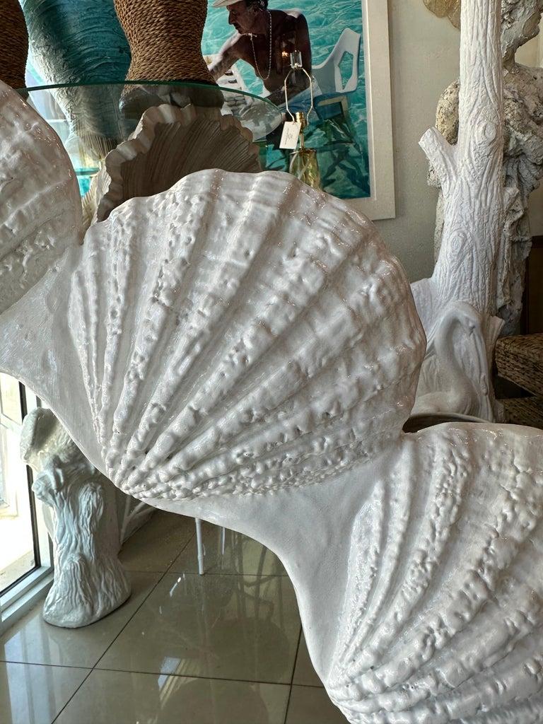 Specchio rotondo d'epoca laccato bianco Palm Beach Scallop Clam Seashell Shell in vendita 1