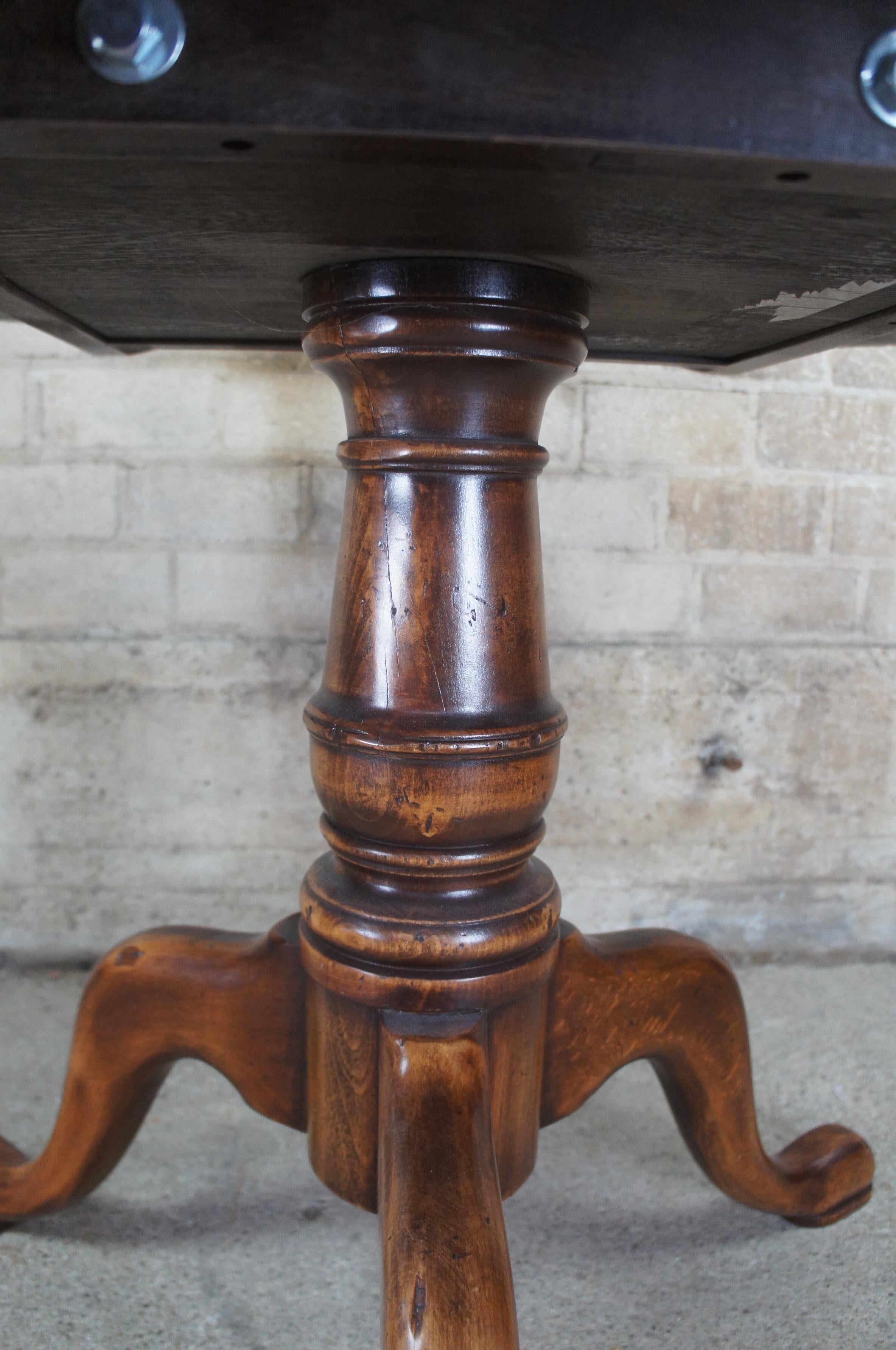 Vintage Round Mahogany Queen Anne Pedestal Tripod Dining Breakfast Table 1