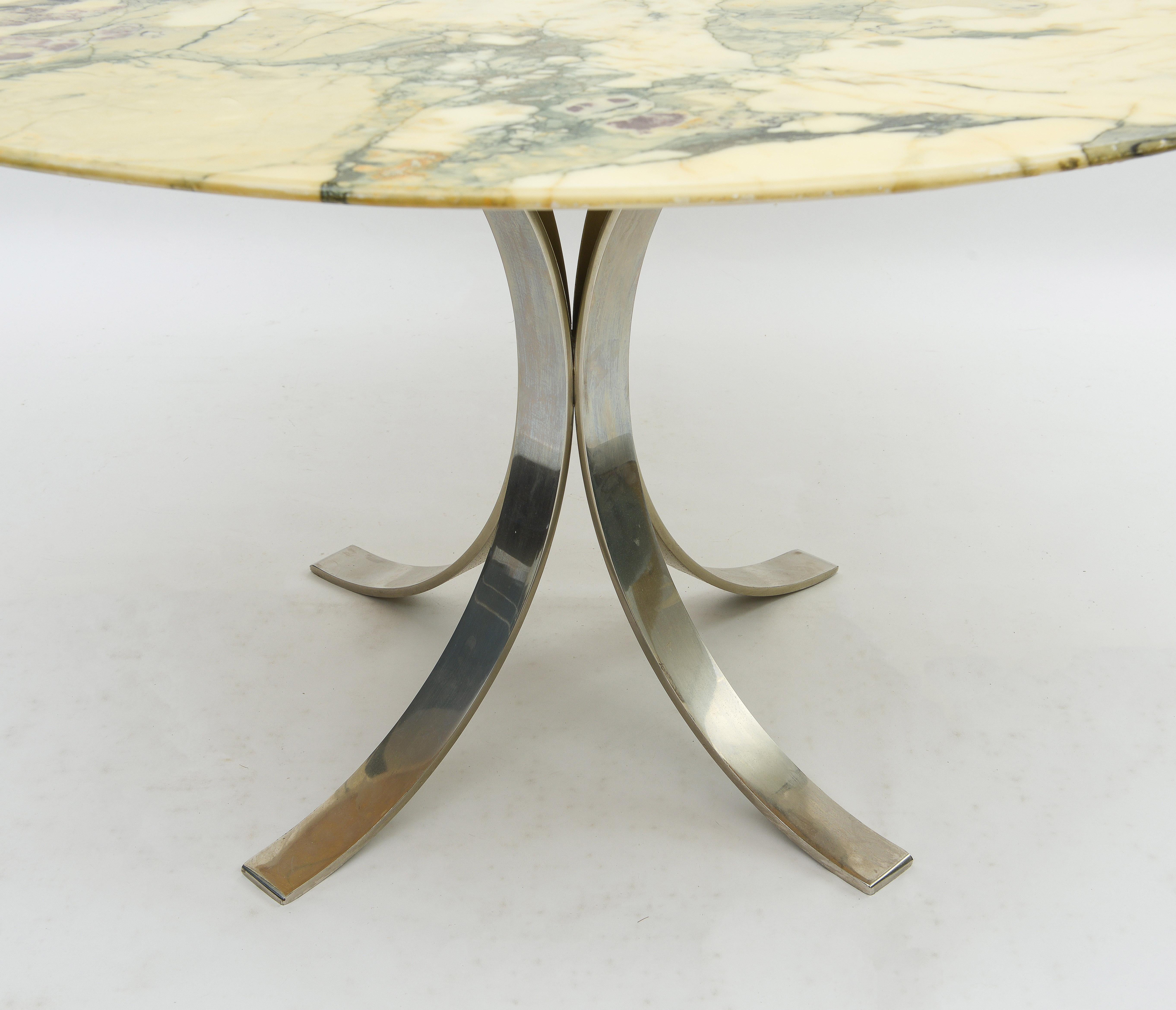 20ième siècle Table de salle à manger vintage à piédestal en marbre rond et chrome Osvaldo Borsani T69 en vente