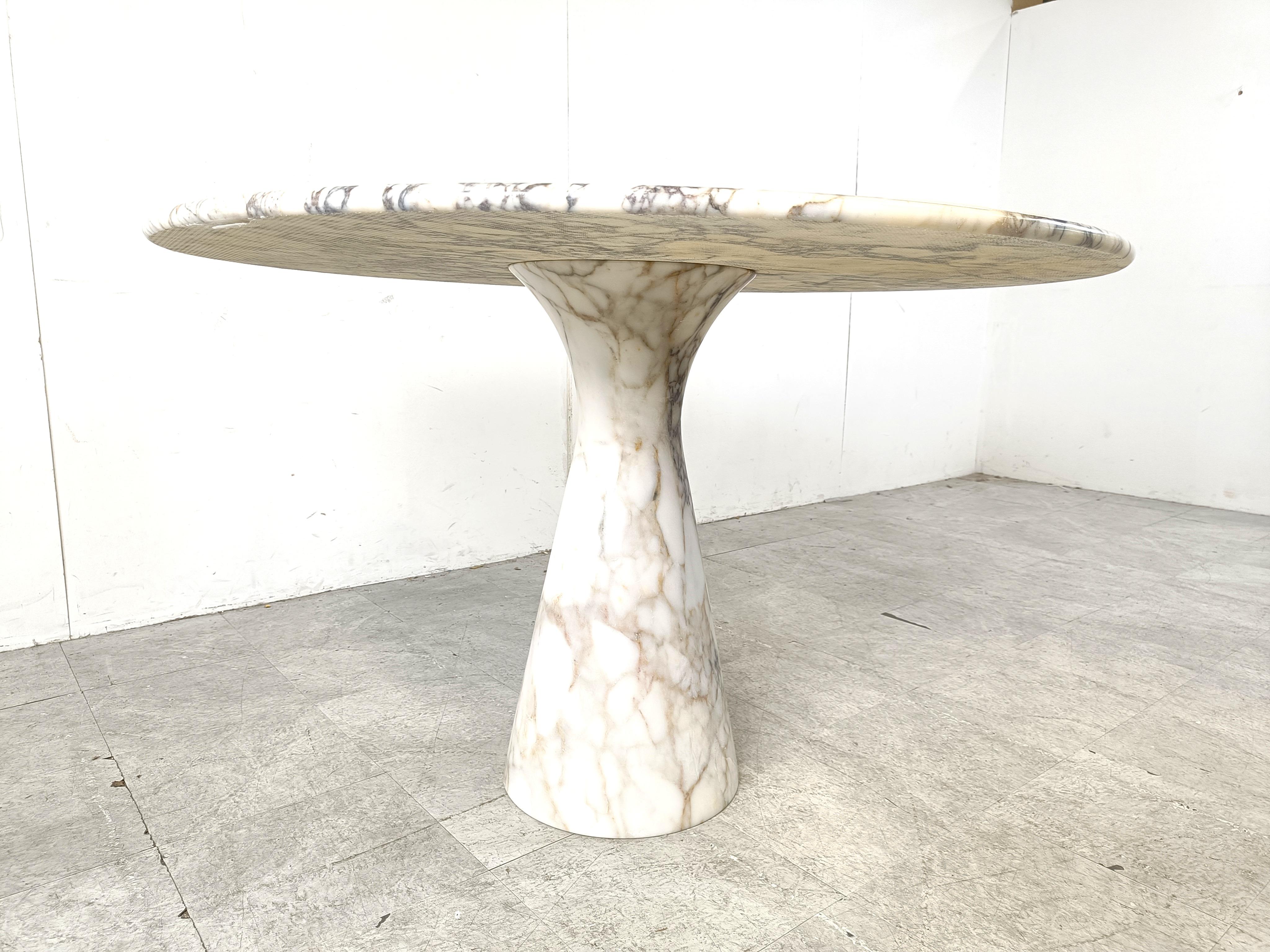 Vintage round marble dining table 1970s 5