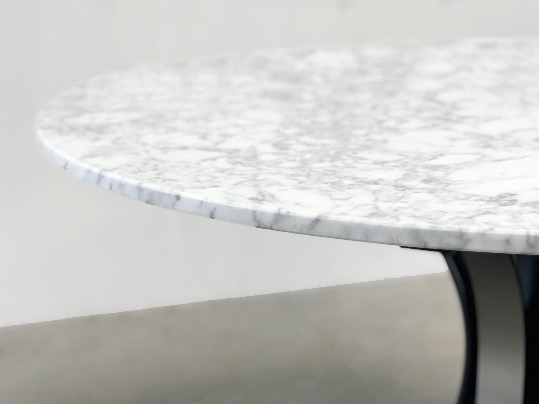 Vintage round marble dining table model T69 by Osvaldo Borsani for Tecno, 1970s  For Sale 1