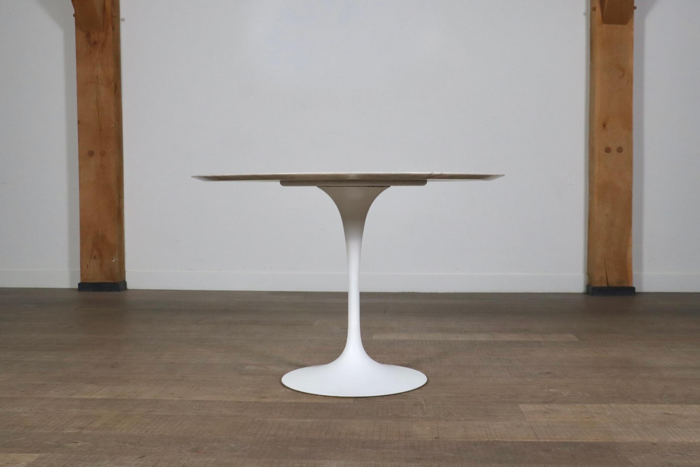 Vintage Round Marble Tulip Dining Table By Eero Saarinen For Knoll, 1970s 5
