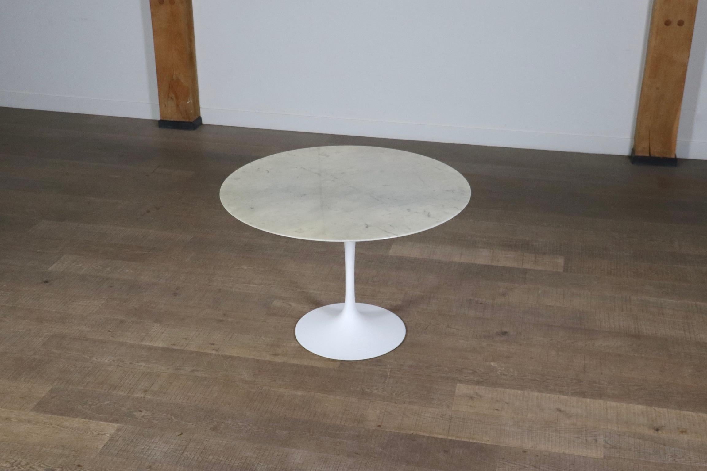 Vintage Round Marble Tulip Dining Table By Eero Saarinen For Knoll, 1970s 6
