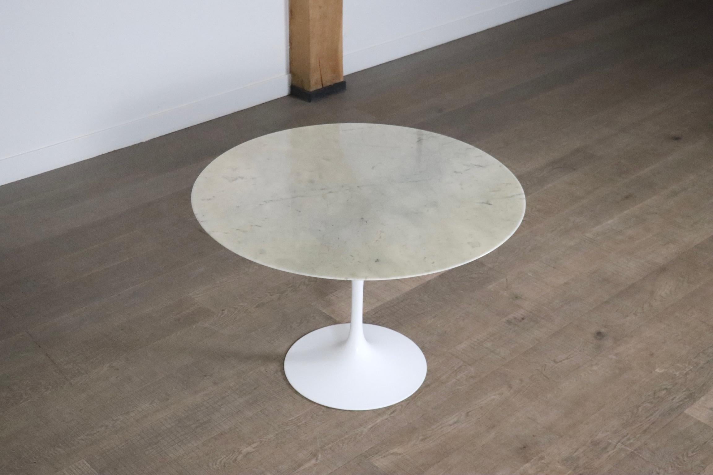 Late 20th Century Vintage Round Marble Tulip Dining Table By Eero Saarinen For Knoll, 1970s