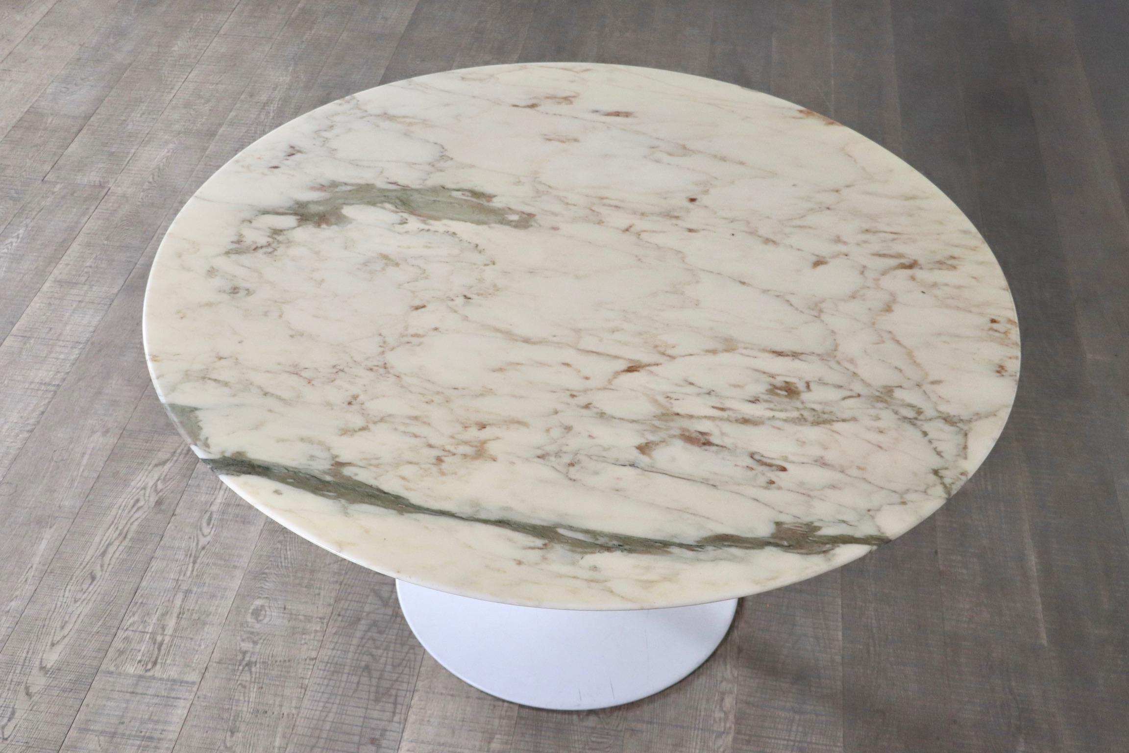 Vintage Round Marble Tulip Dining Table By Eero Saarinen For Knoll, 1970s 2