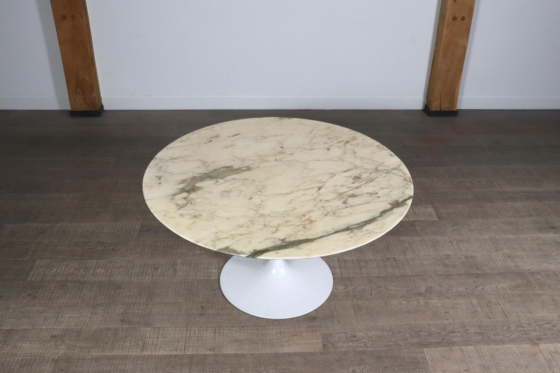Vintage Round Marble Tulip Dining Table By Eero Saarinen For Knoll, 1970s 3