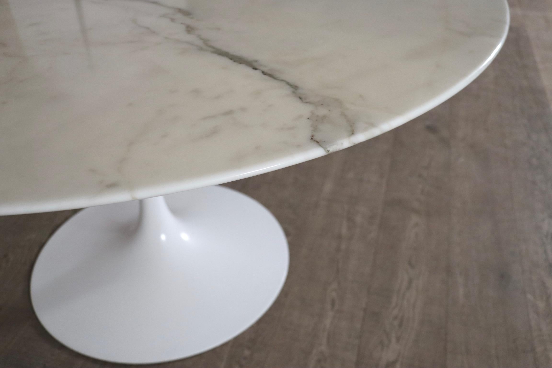 Vintage Round Marble Tulip Dining Table By Eero Saarinen For Knoll, 1970s 3