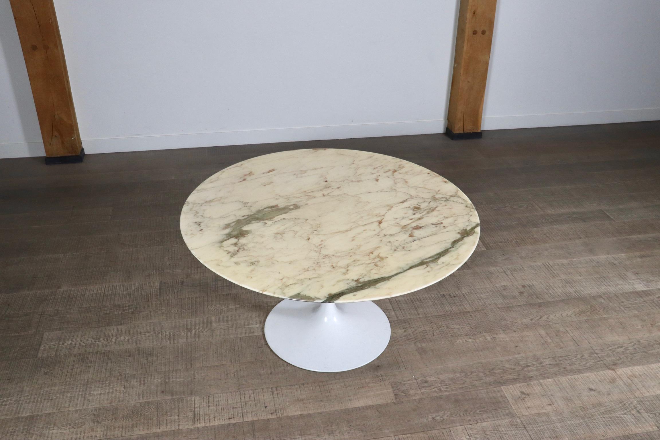 Vintage Round Marble Tulip Dining Table By Eero Saarinen For Knoll, 1970s 4