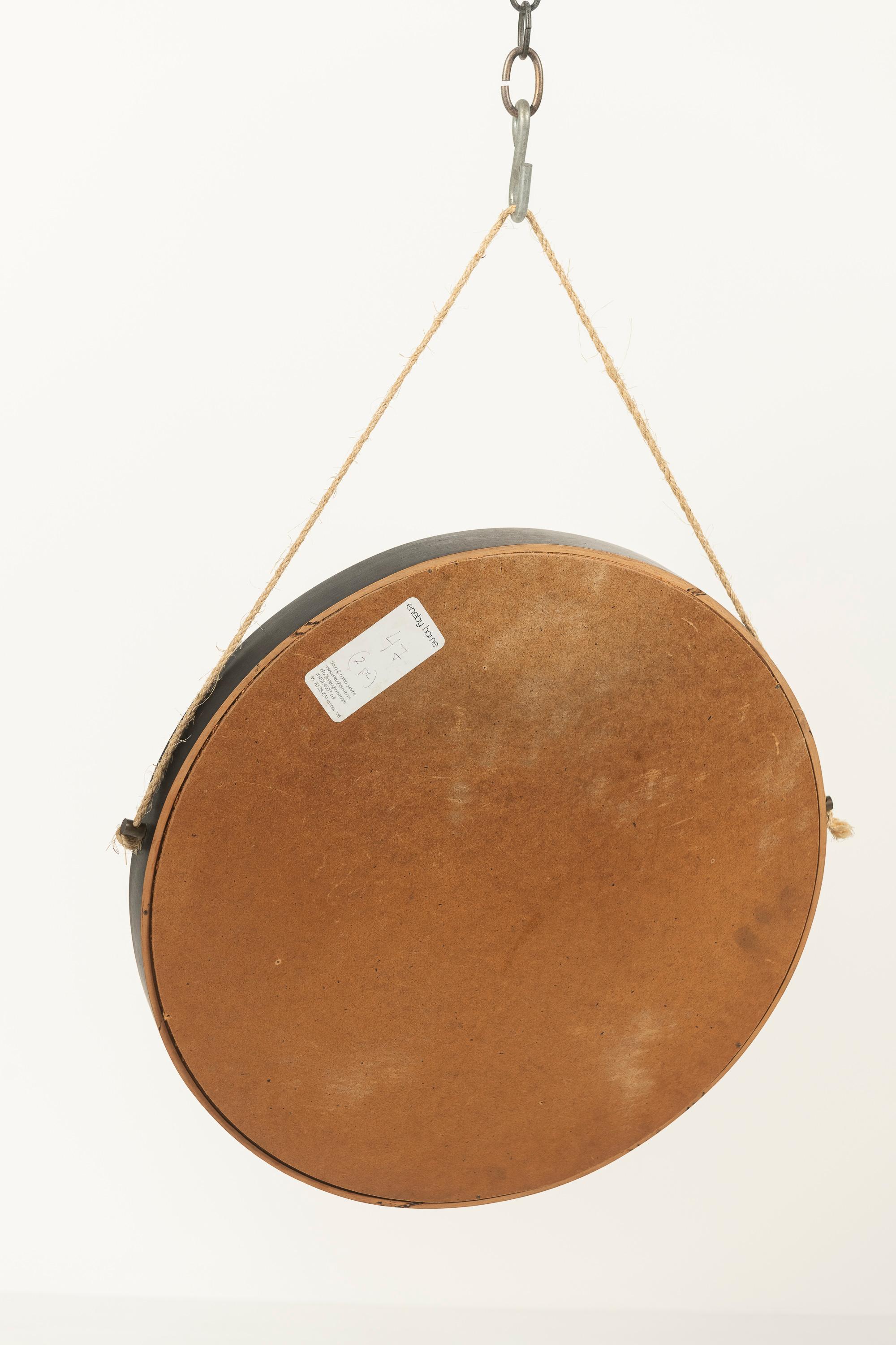 Miroir rond vintage encadré en métal en vente 7