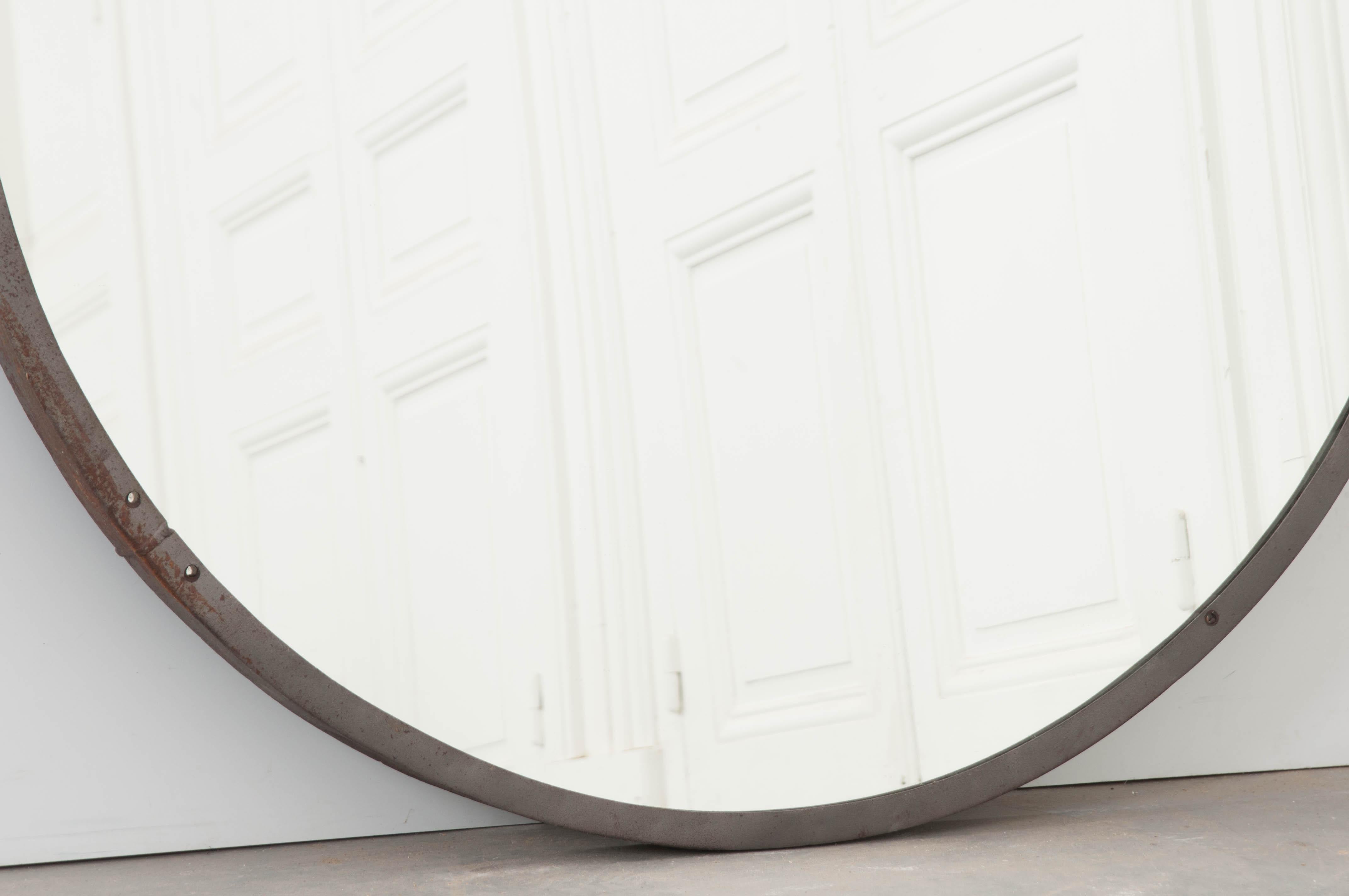 Vintage Round Mirrors with Metal Frames Are a Unique In Good Condition In Baton Rouge, LA