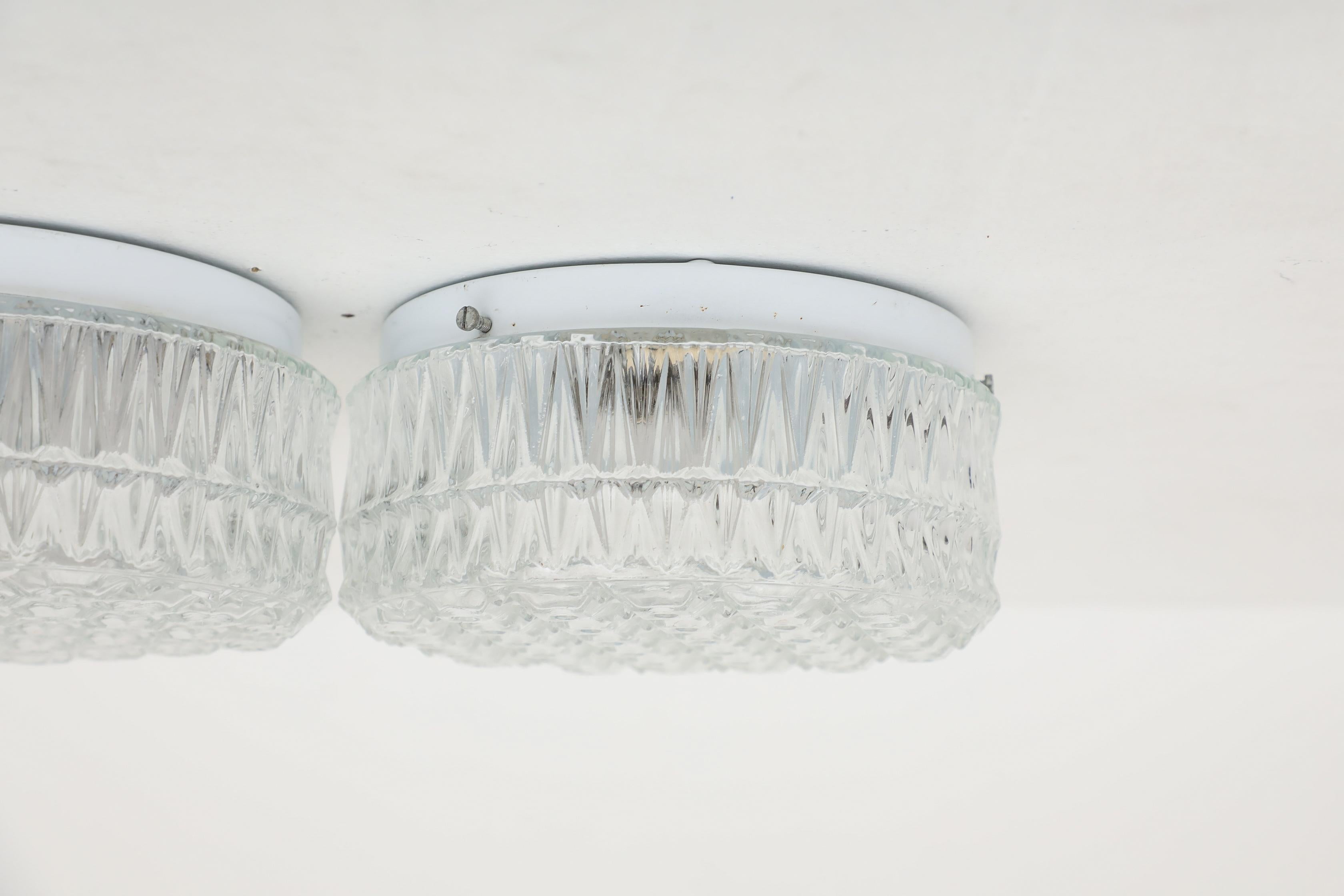 Vintage Round Molded Polka Dot Glass Ceiling or Wall Sconce In Good Condition For Sale In Los Angeles, CA