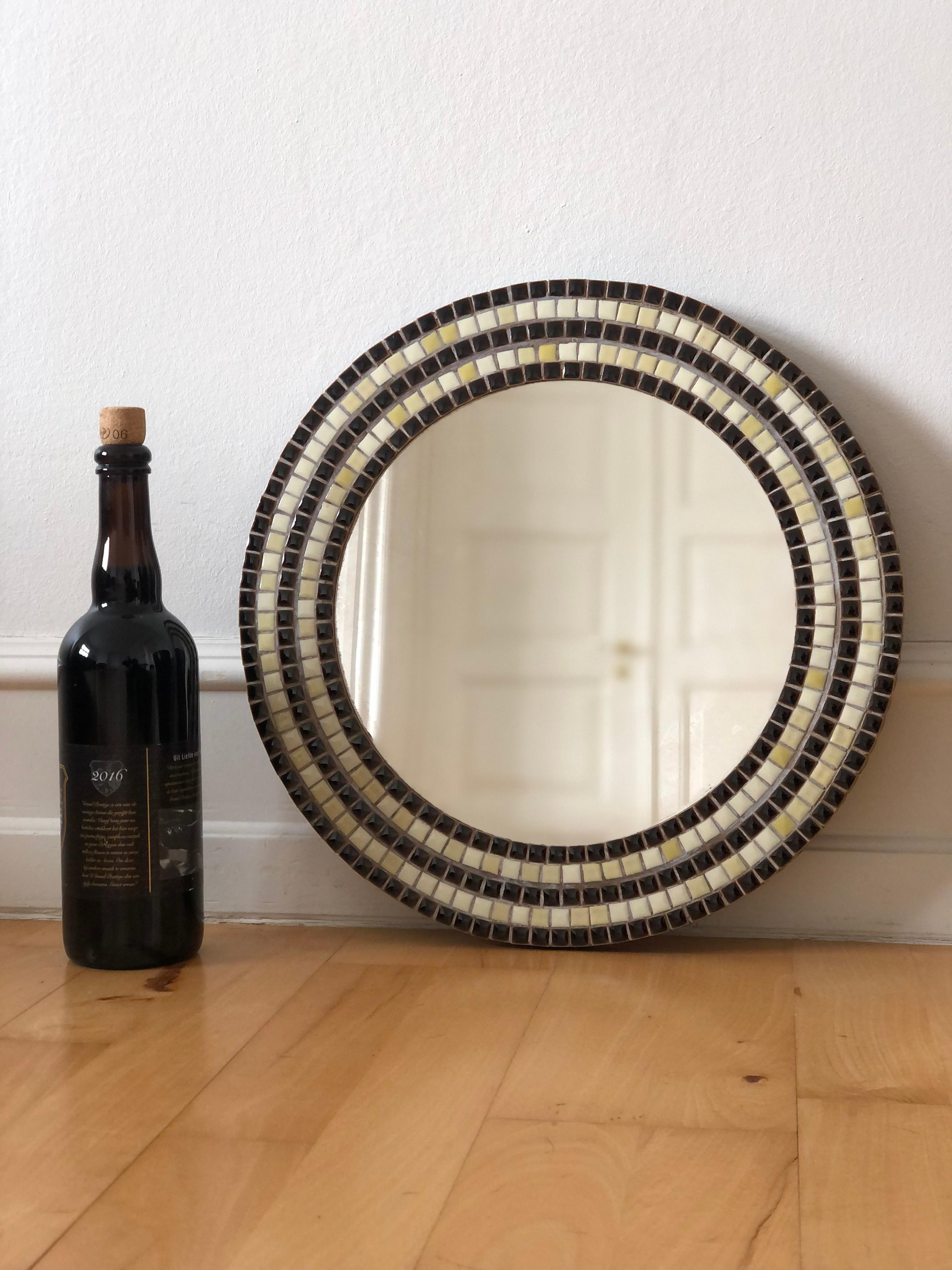 Fait main Miroir mural vintage en mosaïque ronde 1970 Portugal en vente
