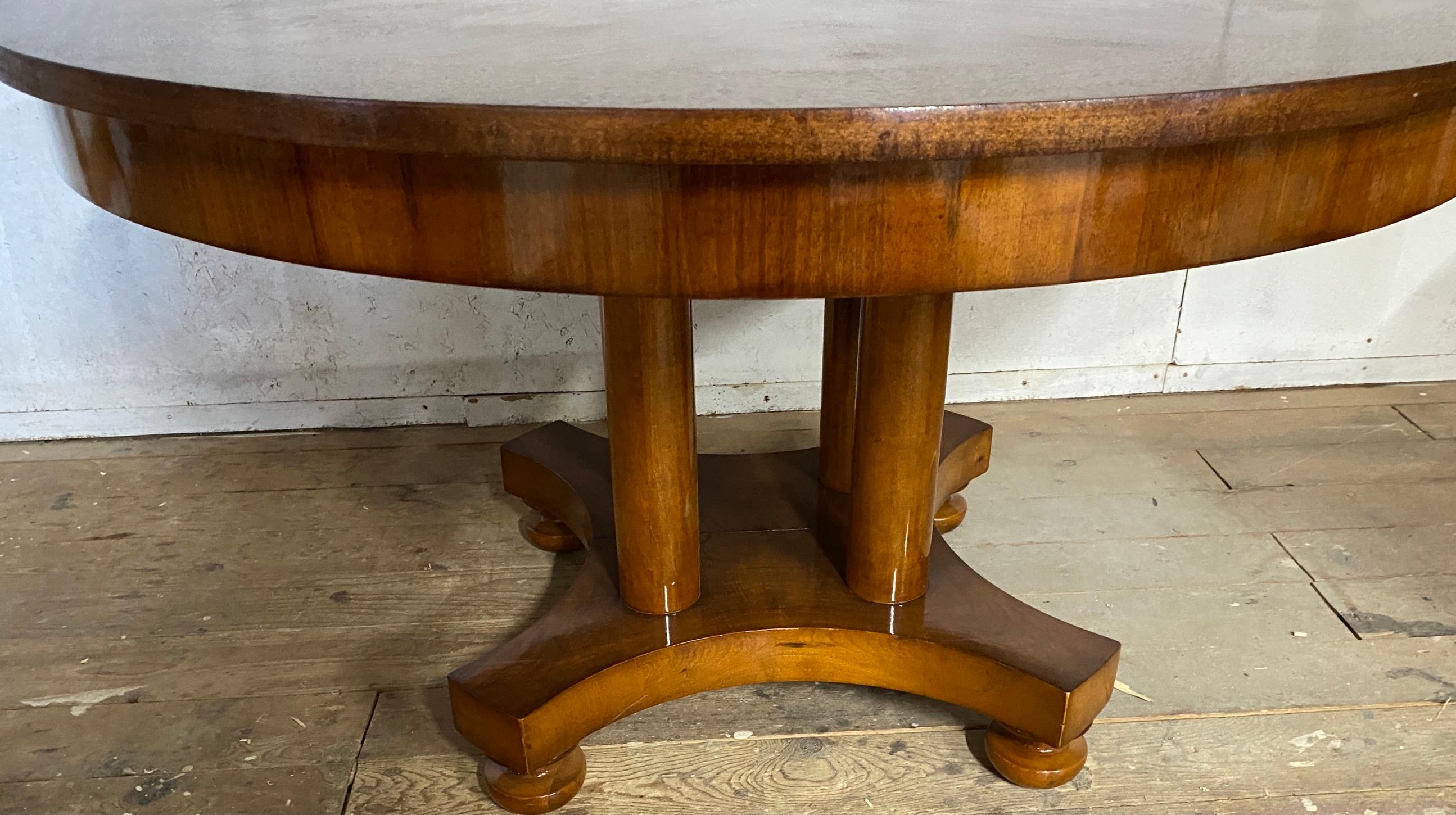 vintage round tables