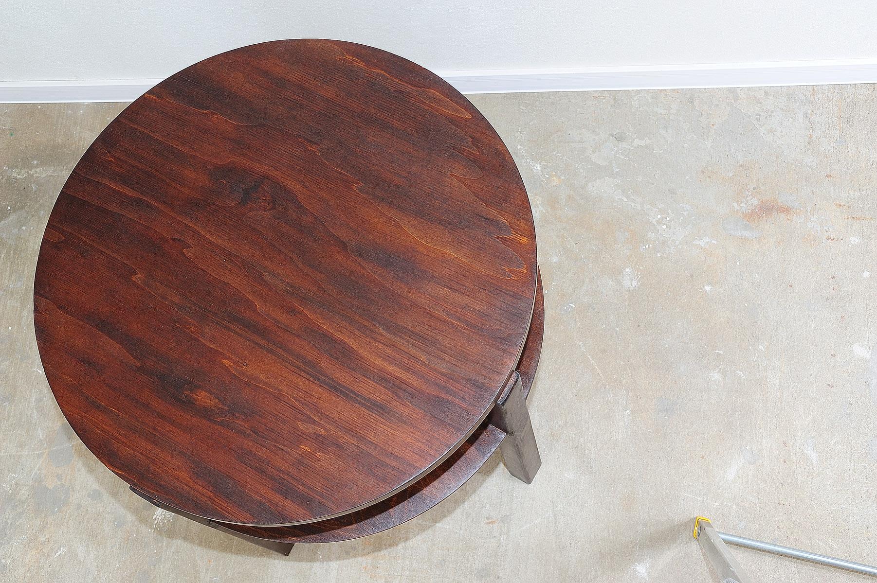 Pine Vintage round pinewood coffee table, Czechoslovakia, 1970´s For Sale