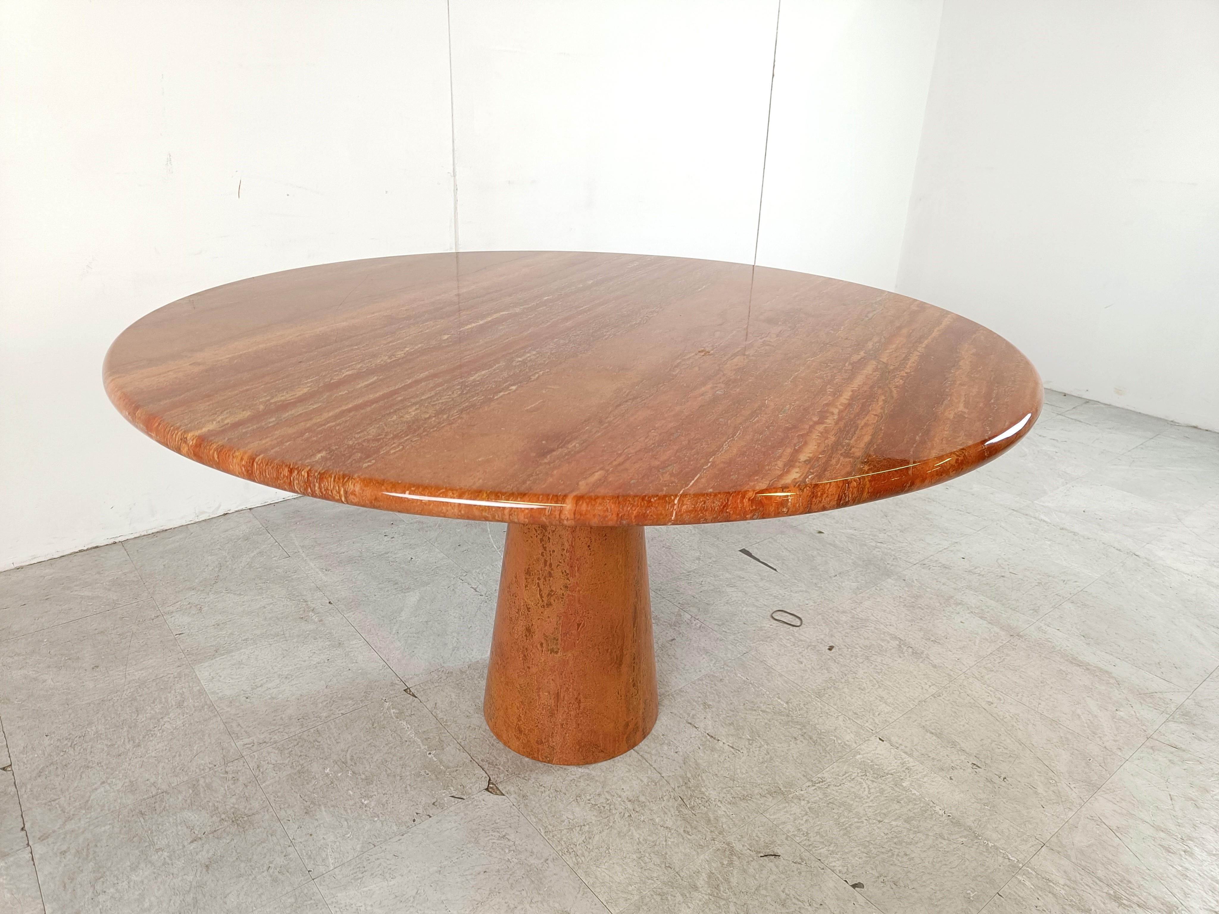 Vintage round red travertine dining table, 1970s For Sale 5