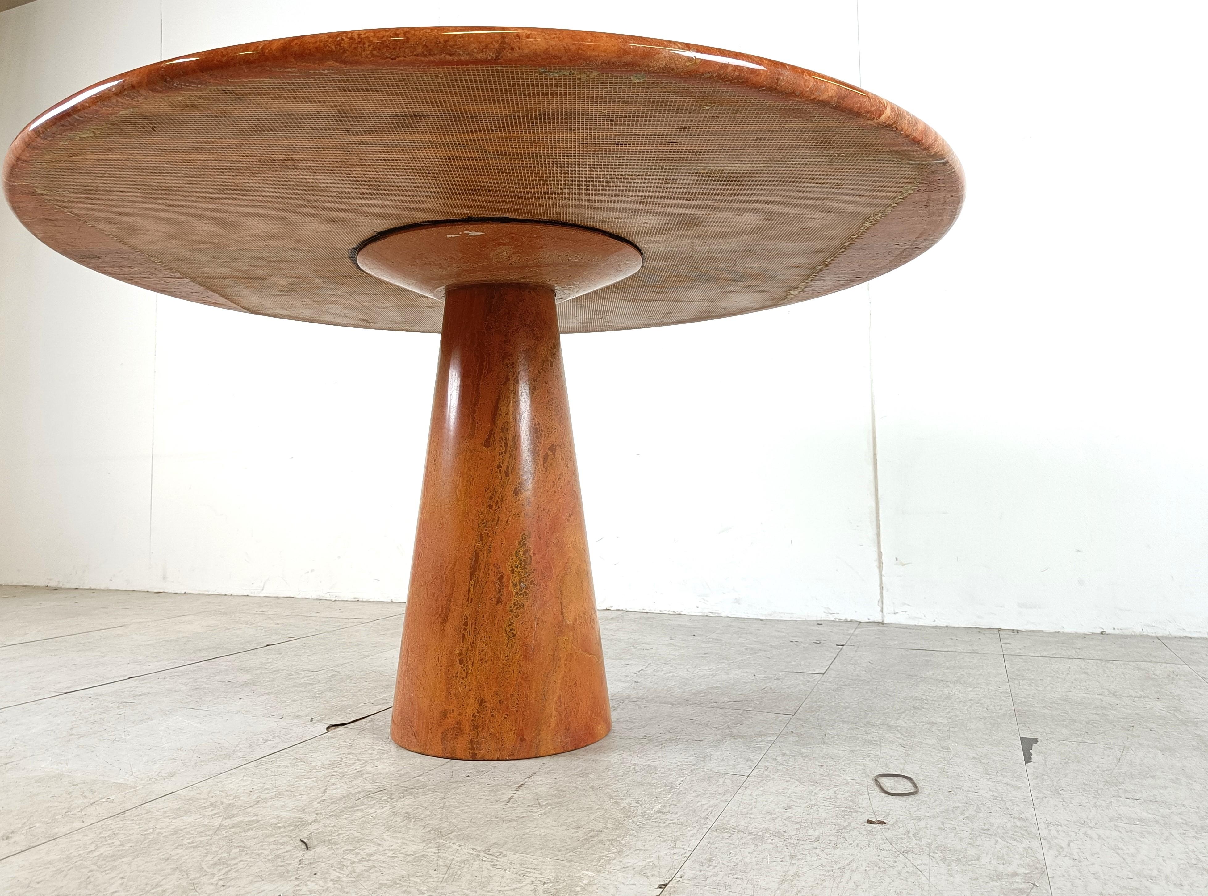 Travertine Vintage round red travertine dining table, 1970s For Sale