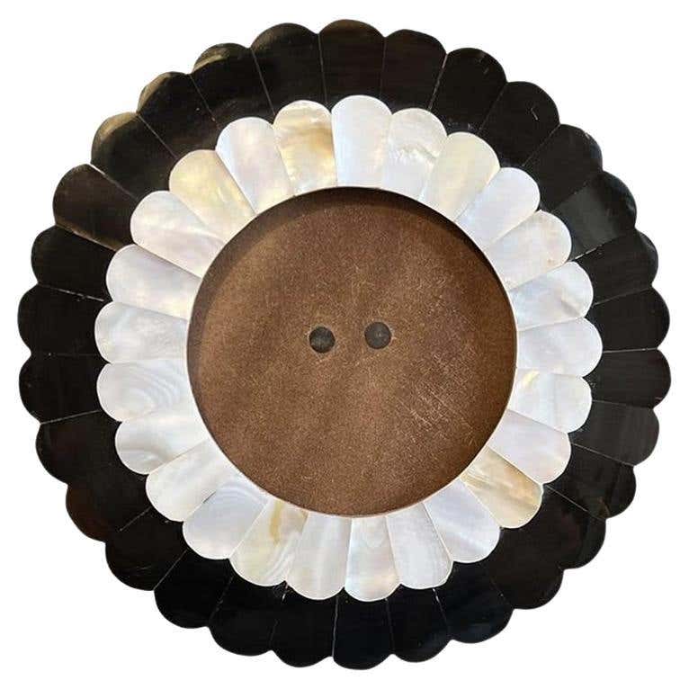 Shell Frames - 37 For Sale on 1stDibs | frame for shells, shells in ...