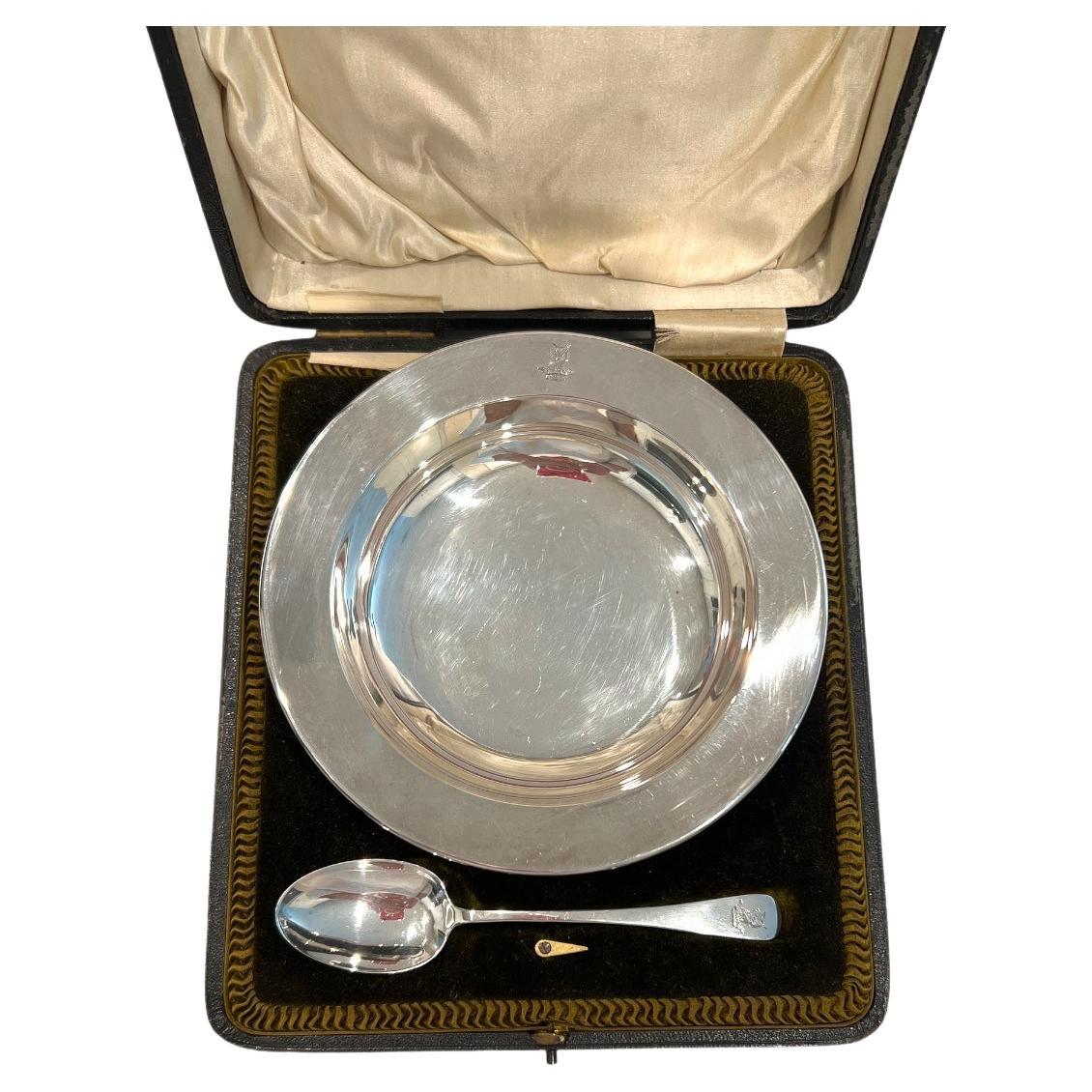 Vintage Round Silver Child’s Bowl & Spoon Elkington & Co. Ltd Original Box For Sale