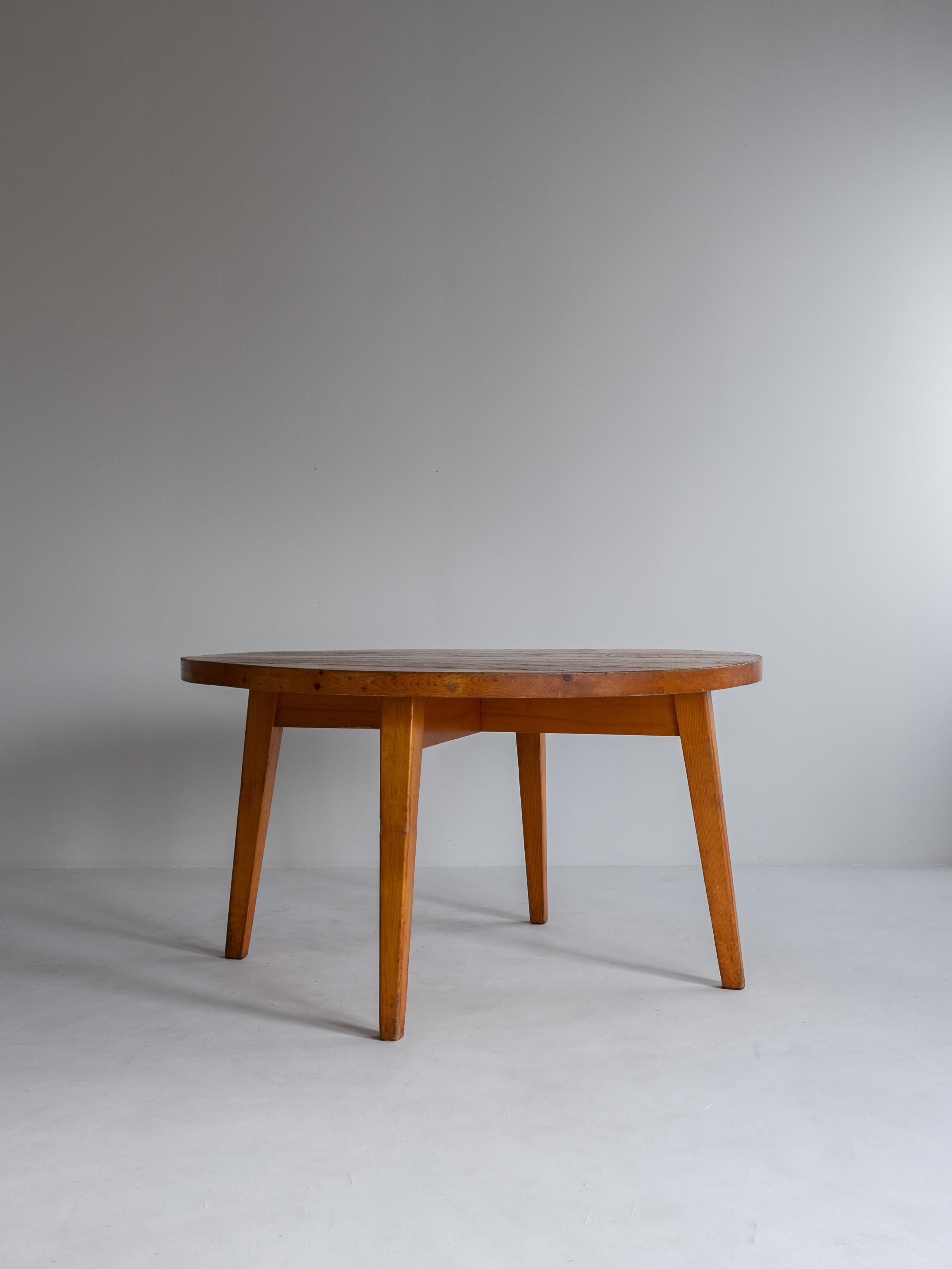 Mid-Century Modern Vintage round table by Christian Durupt and Charlotte Perriand, 1968 For Sale