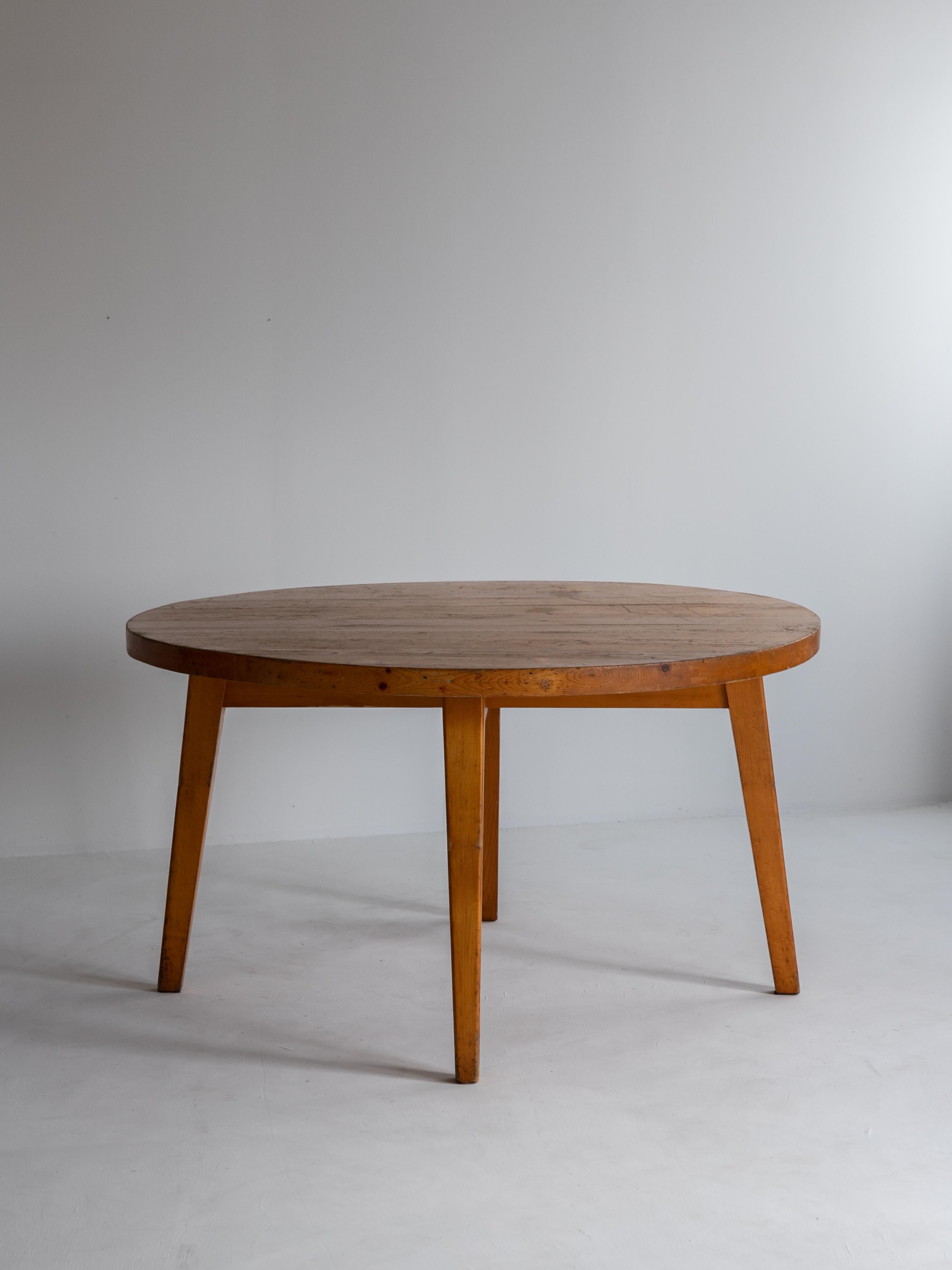 French Vintage round table by Christian Durupt and Charlotte Perriand, 1968 For Sale