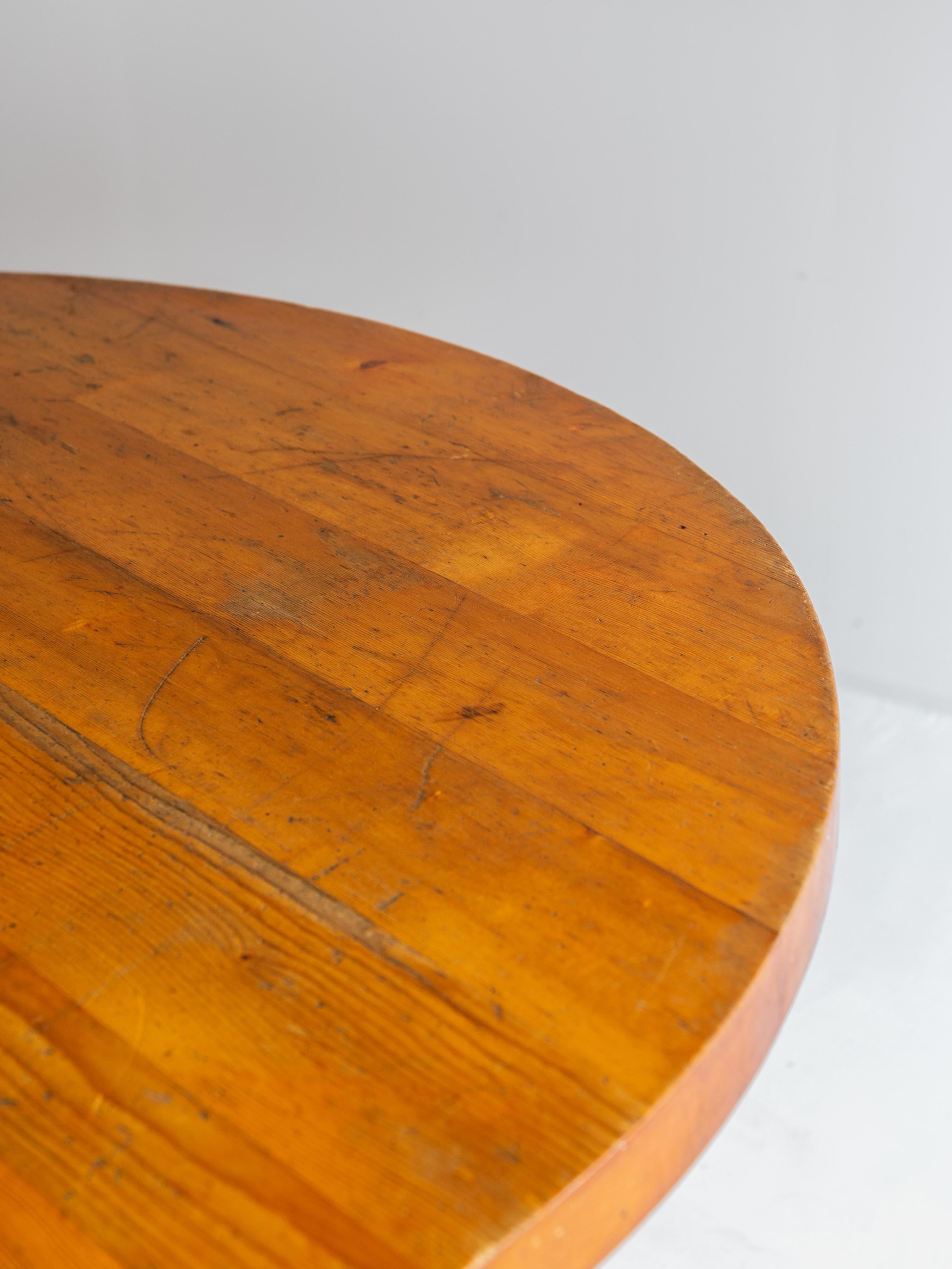 Vintage round table by Christian Durupt and Charlotte Perriand, 1968 For Sale 1
