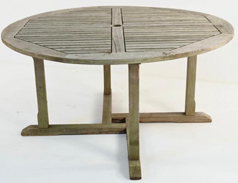 Colonial Revival Vintage Round Teak Wood Outdoor Garden Dining Table For Sale