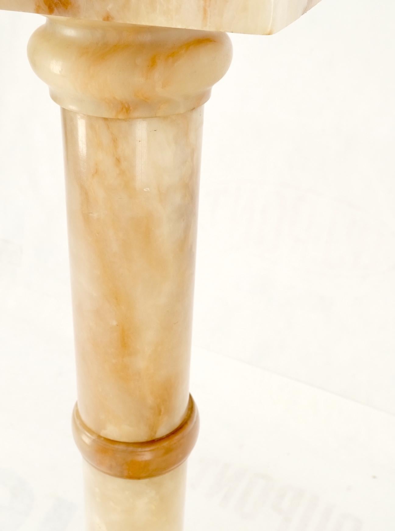 20th Century Vintage Round Turned Onyx Pedestal Stand For Sale