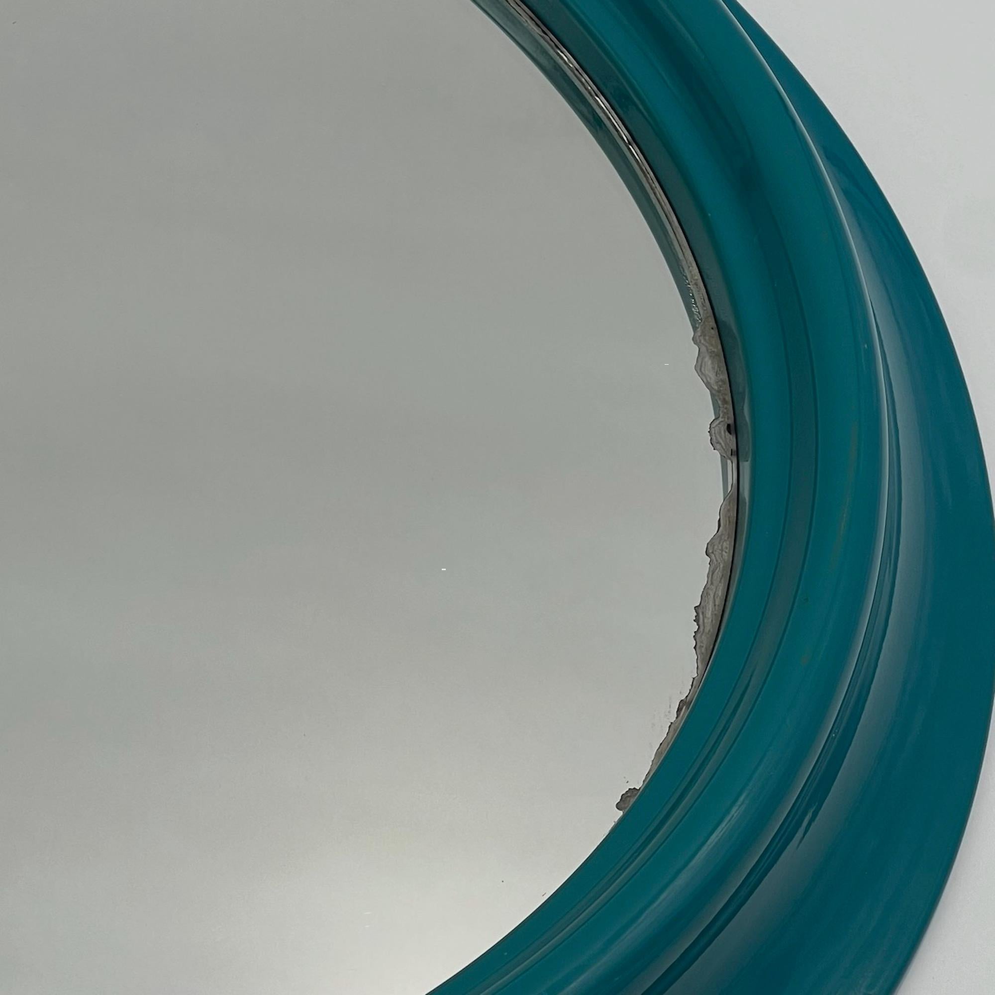 Vintage Round Wall Mirror in Turquoise Blue Made in Italy, 1970s In Good Condition For Sale In San Benedetto Del Tronto, IT